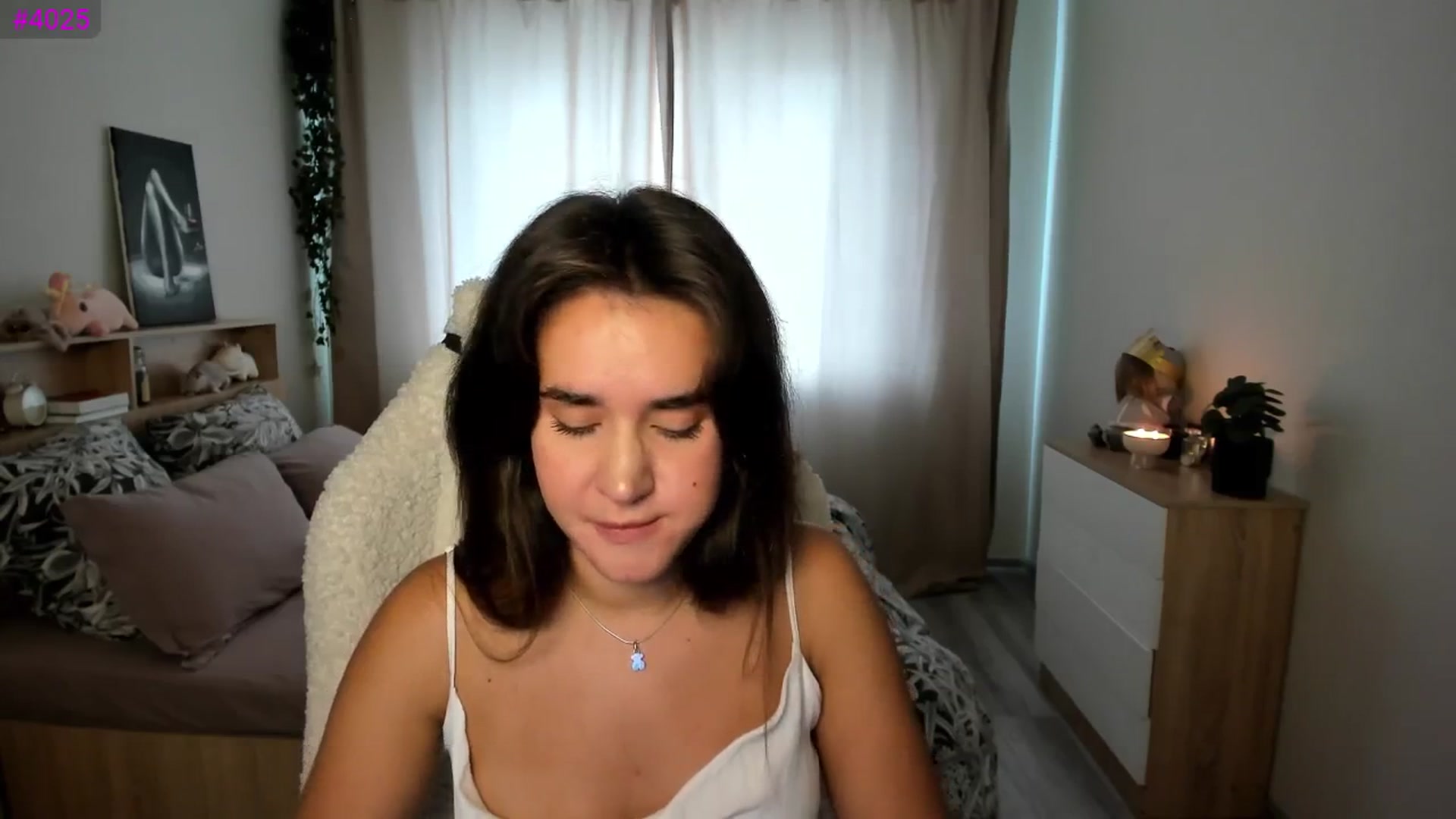 Gallery image thumbnail from Ellies_Smile's myfreecams stream on, 09/05/2025, 09:20 image 15 of 20