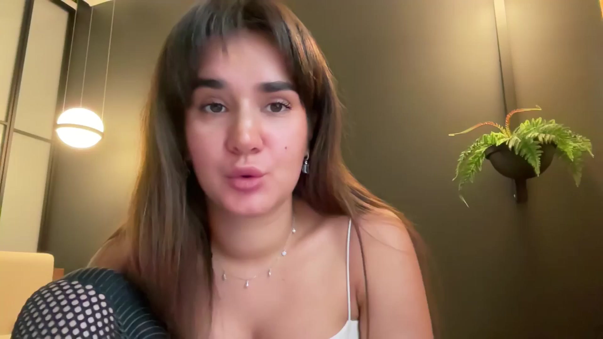 Gallery image thumbnail from Ellies_Smile's myfreecams stream on, 10/17/2025, 11:51 image 9 of 20