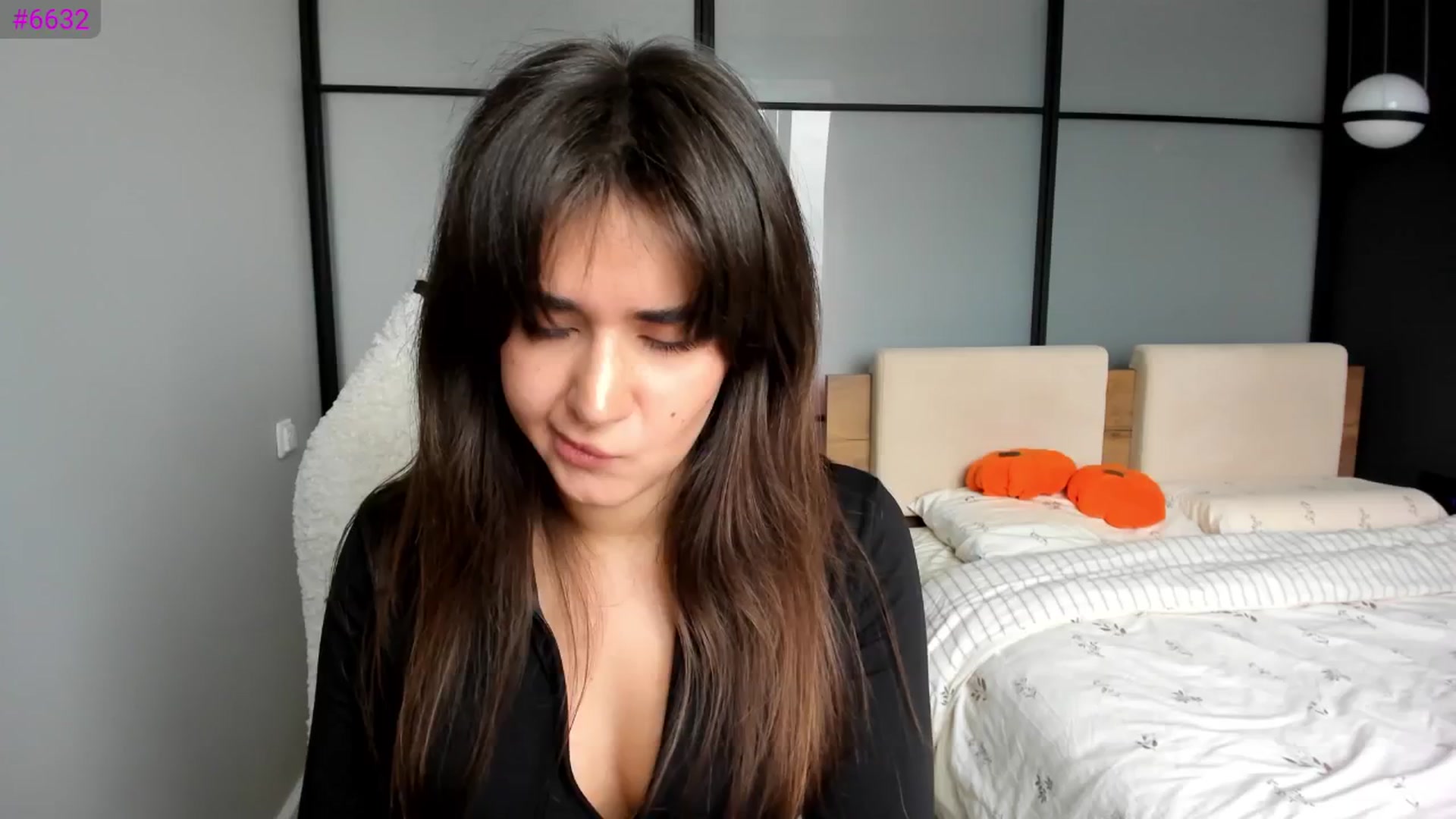 Gallery image thumbnail from Ellies_Smile's myfreecams stream on, 11/11/2025, 11:26 image 8 of 20