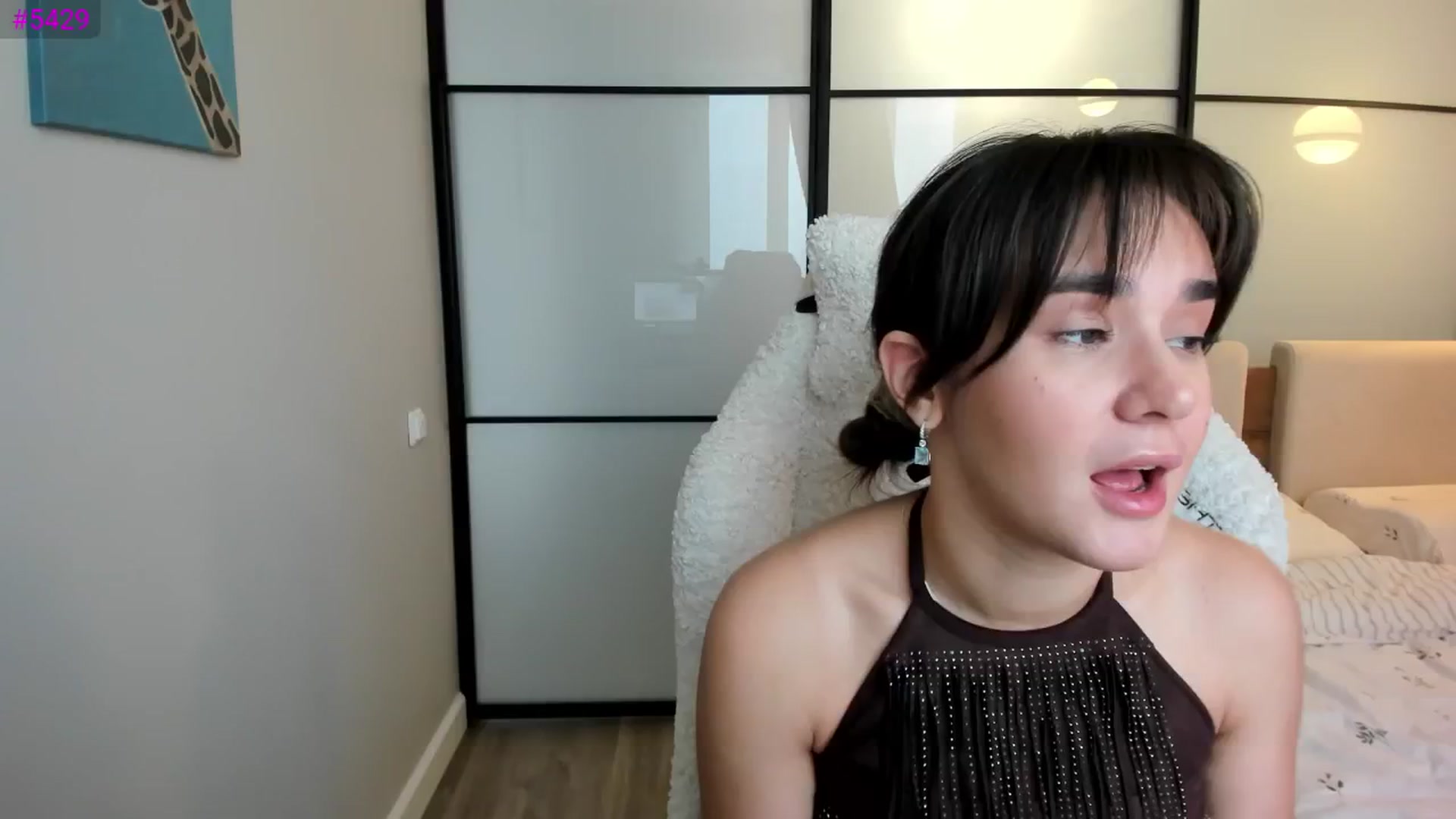 Gallery image thumbnail from Ellies_Smile's myfreecams stream on, 11/21/2025, 08:13 image 12 of 20