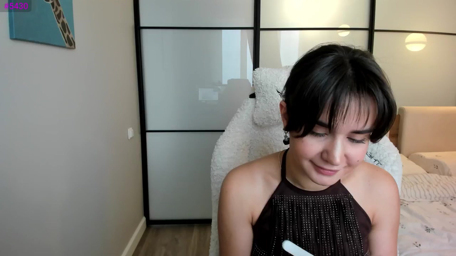 Gallery image thumbnail from Ellies_Smile's myfreecams stream on, 11/21/2025, 08:13 image 13 of 20