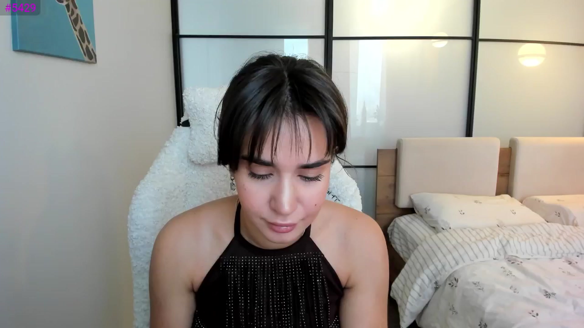 Gallery image thumbnail from Ellies_Smile's myfreecams stream on, 11/21/2025, 08:13 image 2 of 20