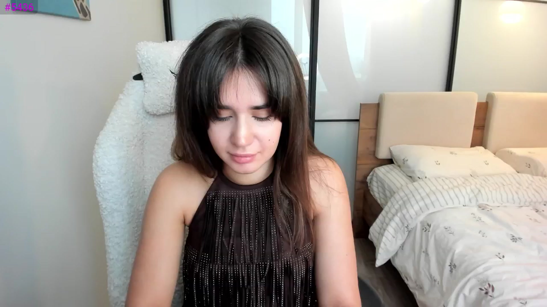 Gallery image thumbnail from Ellies_Smile's myfreecams stream on, 11/21/2025, 10:40 image 2 of 20