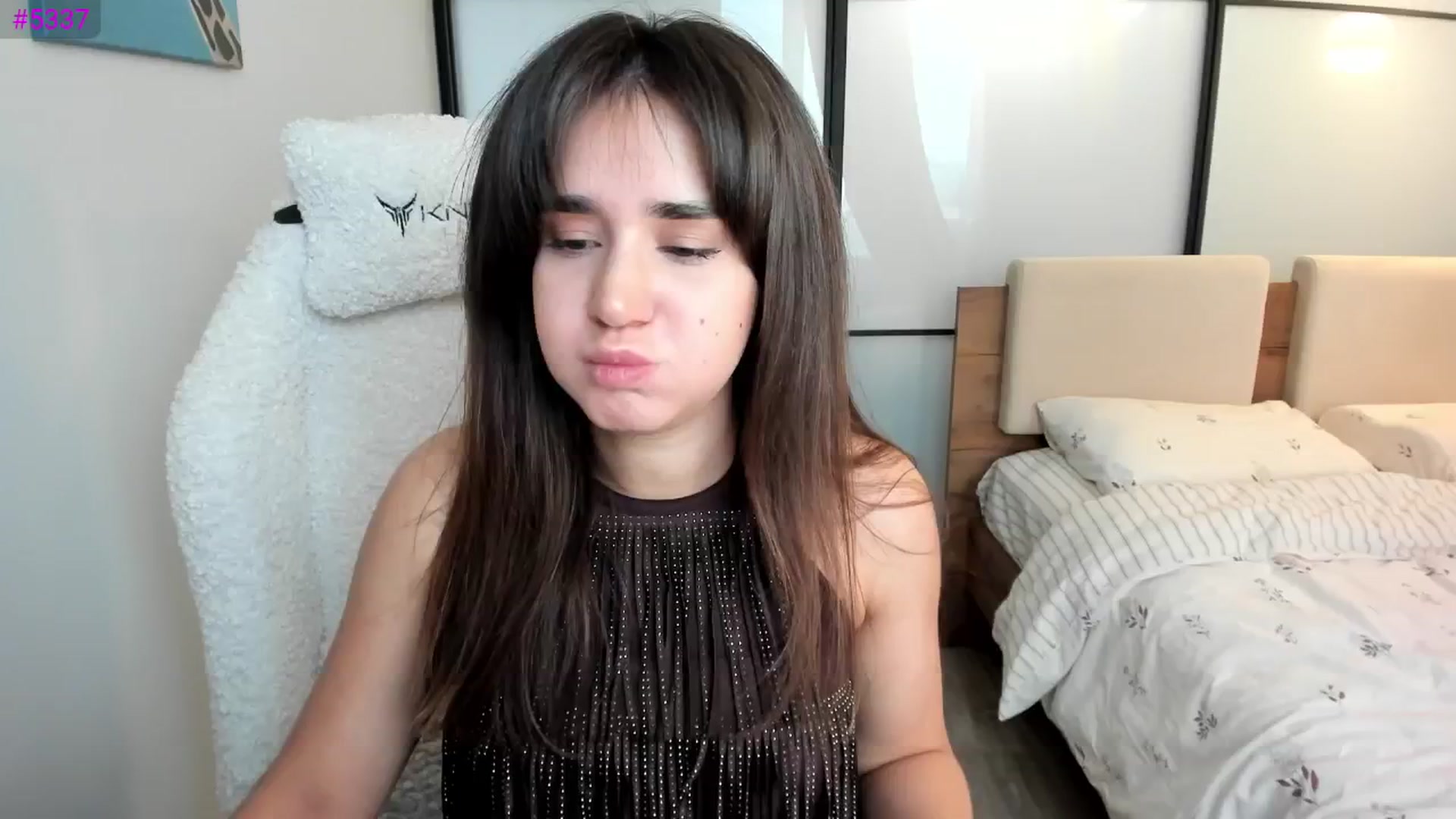 Gallery image thumbnail from Ellies_Smile's myfreecams stream on, 11/21/2025, 10:40 image 3 of 20