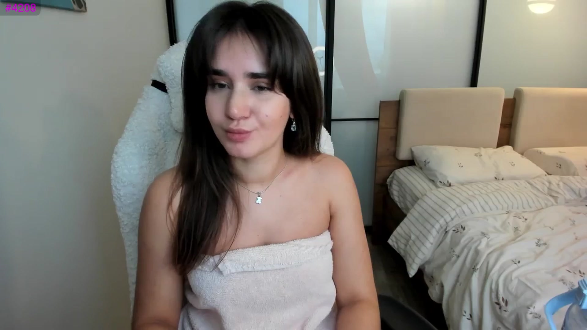 Gallery image thumbnail from Ellies_Smile's myfreecams stream on, 11/21/2025, 10:40 image 11 of 20
