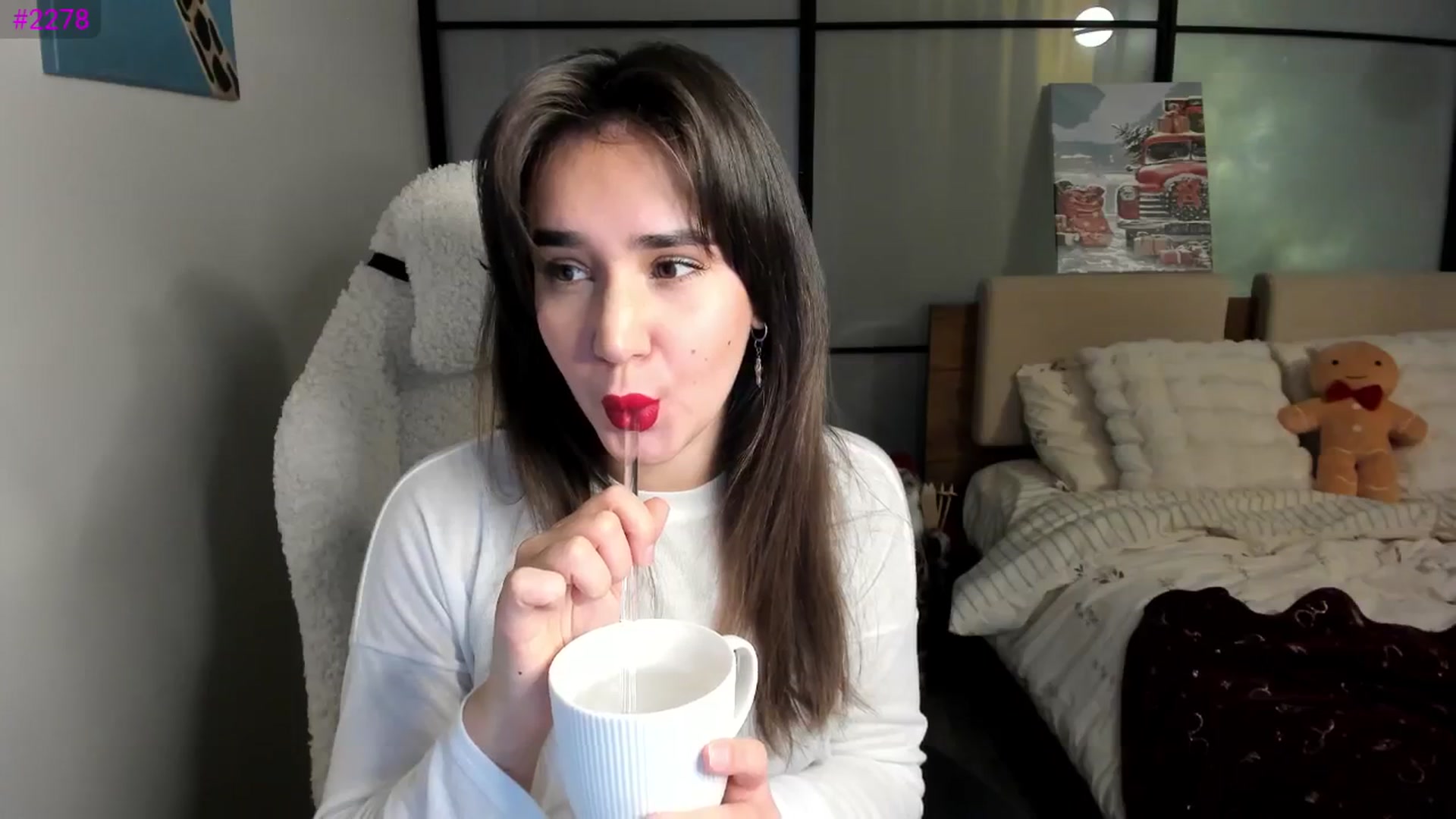 Gallery image thumbnail from Ellies_Smile's myfreecams stream on, 12/25/2025, 13:37 image 12 of 20