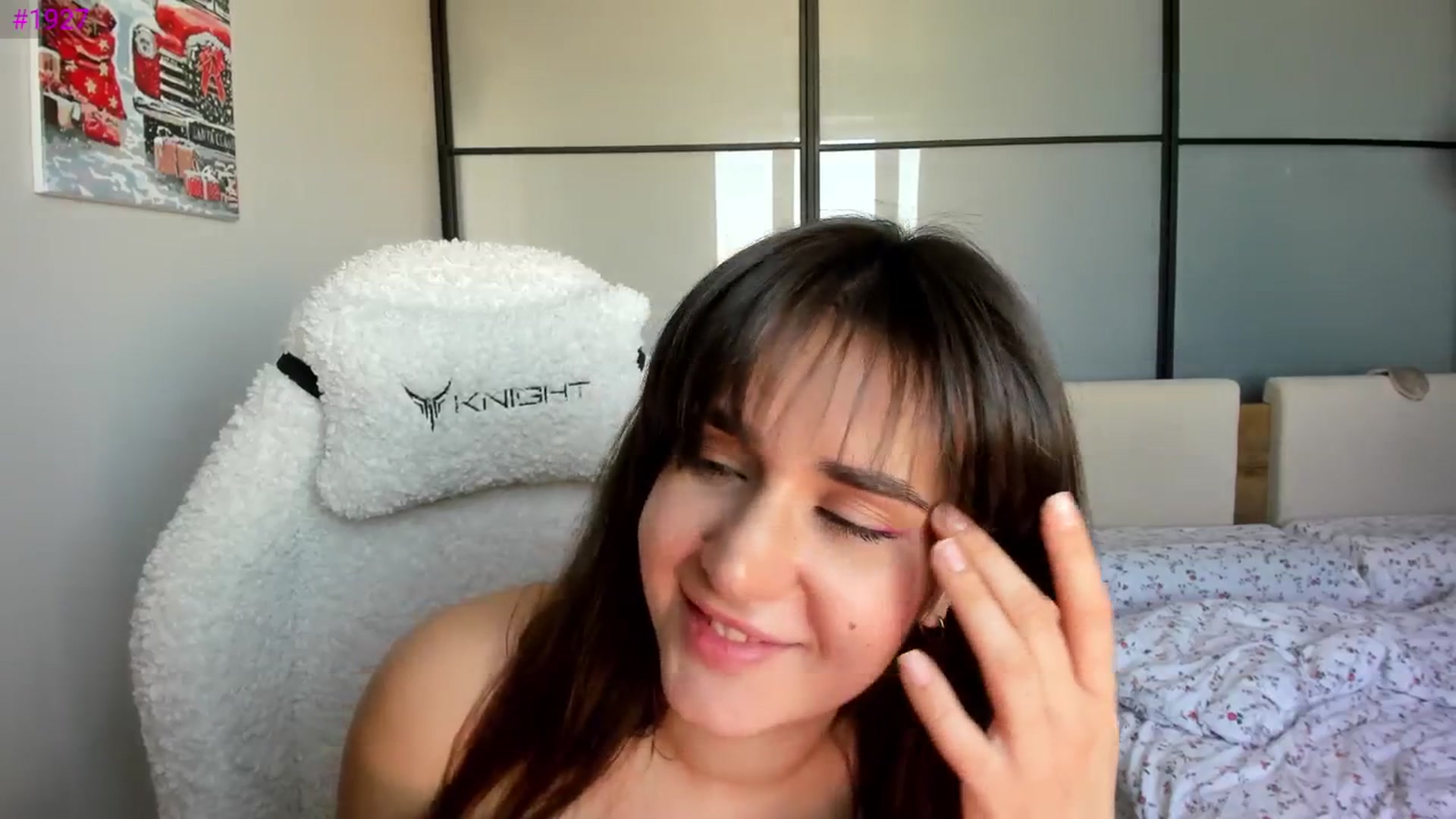 Gallery image thumbnail from Ellies_Smile's myfreecams stream on, 01/17/2026, 12:01 image 16 of 20