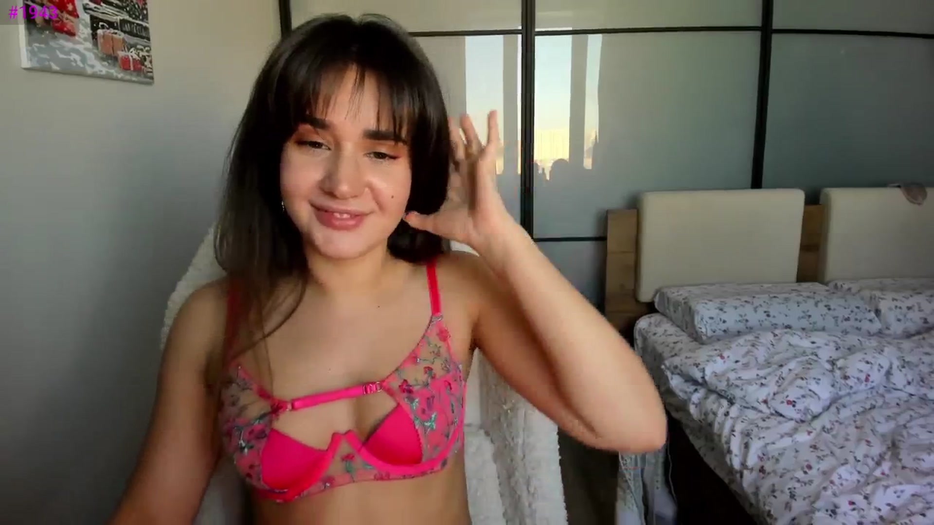Gallery image thumbnail from Ellies_Smile's myfreecams stream on, 01/17/2026, 12:01 image 12 of 20