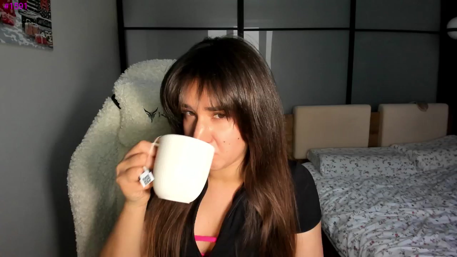 Gallery image thumbnail from Ellies_Smile's myfreecams stream on, 01/17/2026, 13:30 image 13 of 20