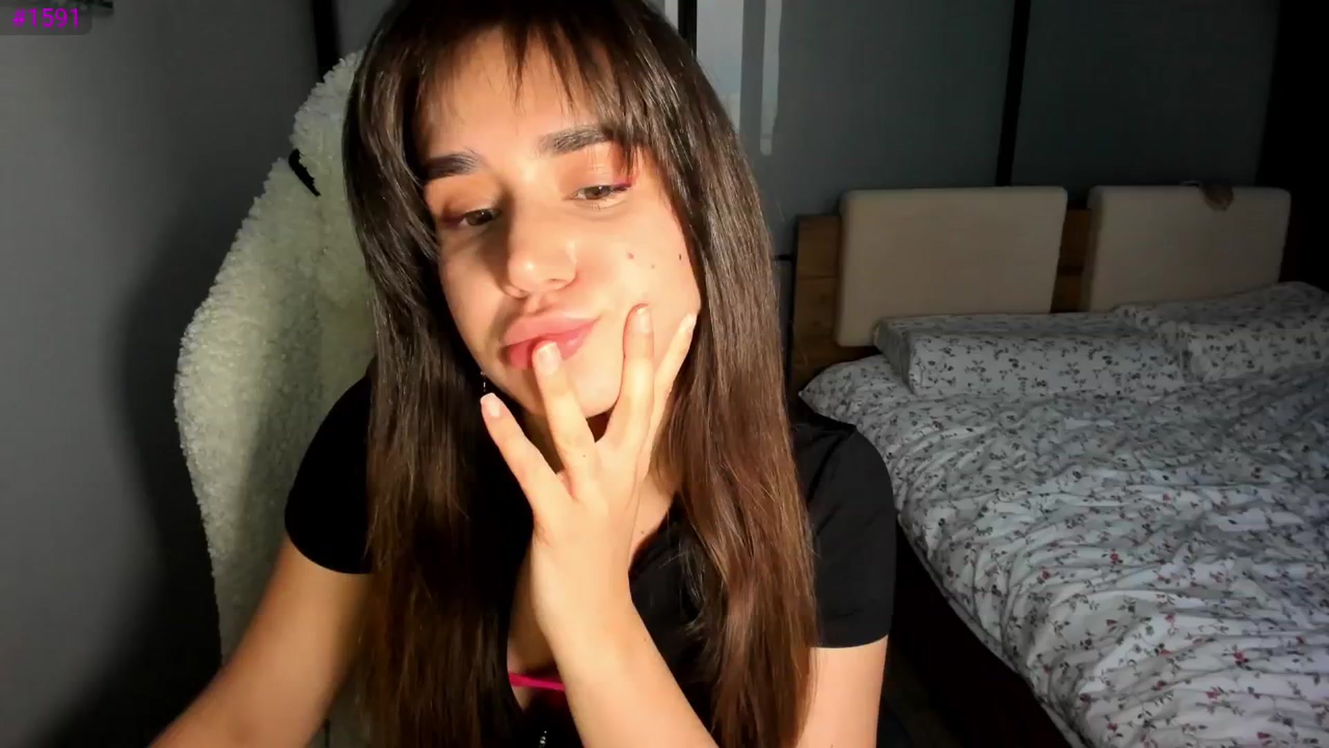 Gallery image thumbnail from Ellies_Smile's myfreecams stream on, 01/17/2026, 13:30 image 16 of 20