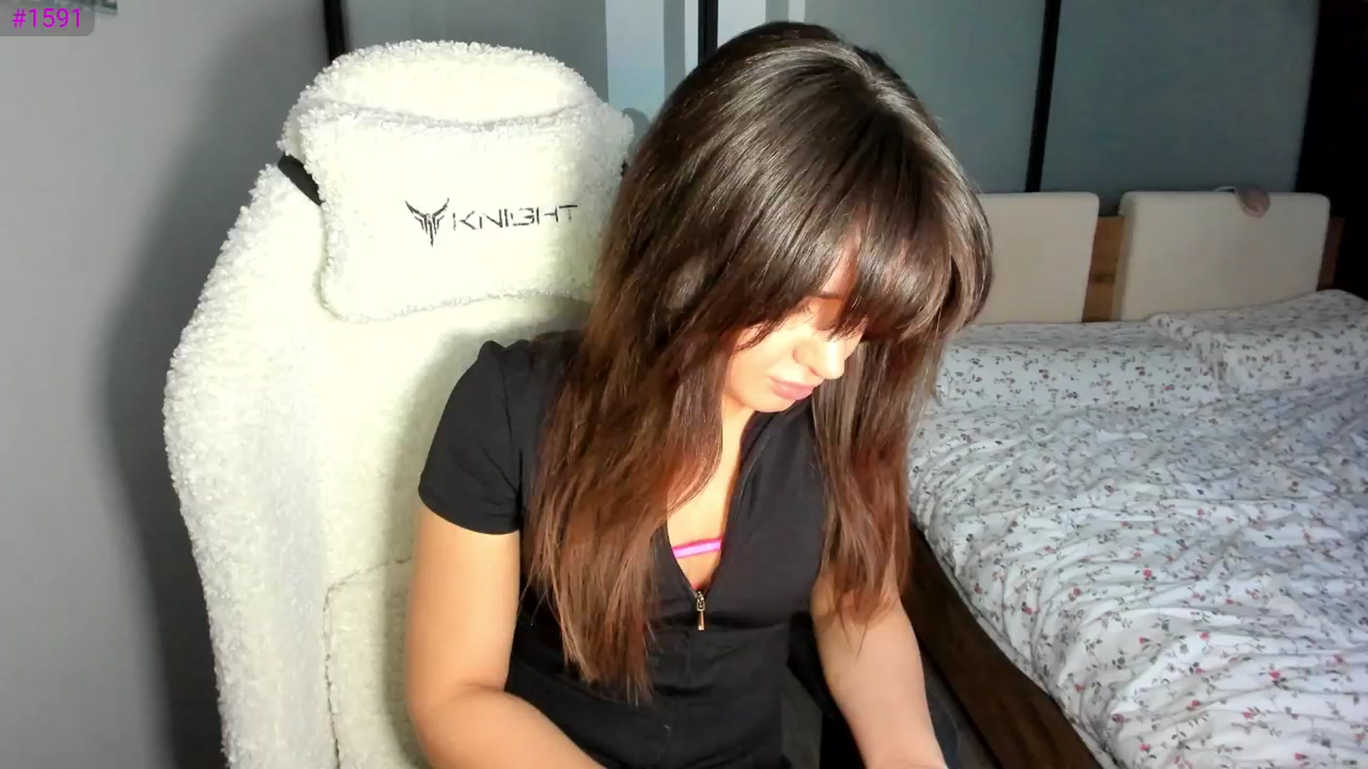 Gallery image thumbnail from Ellies_Smile's myfreecams stream on, 01/17/2026, 13:30 image 18 of 20