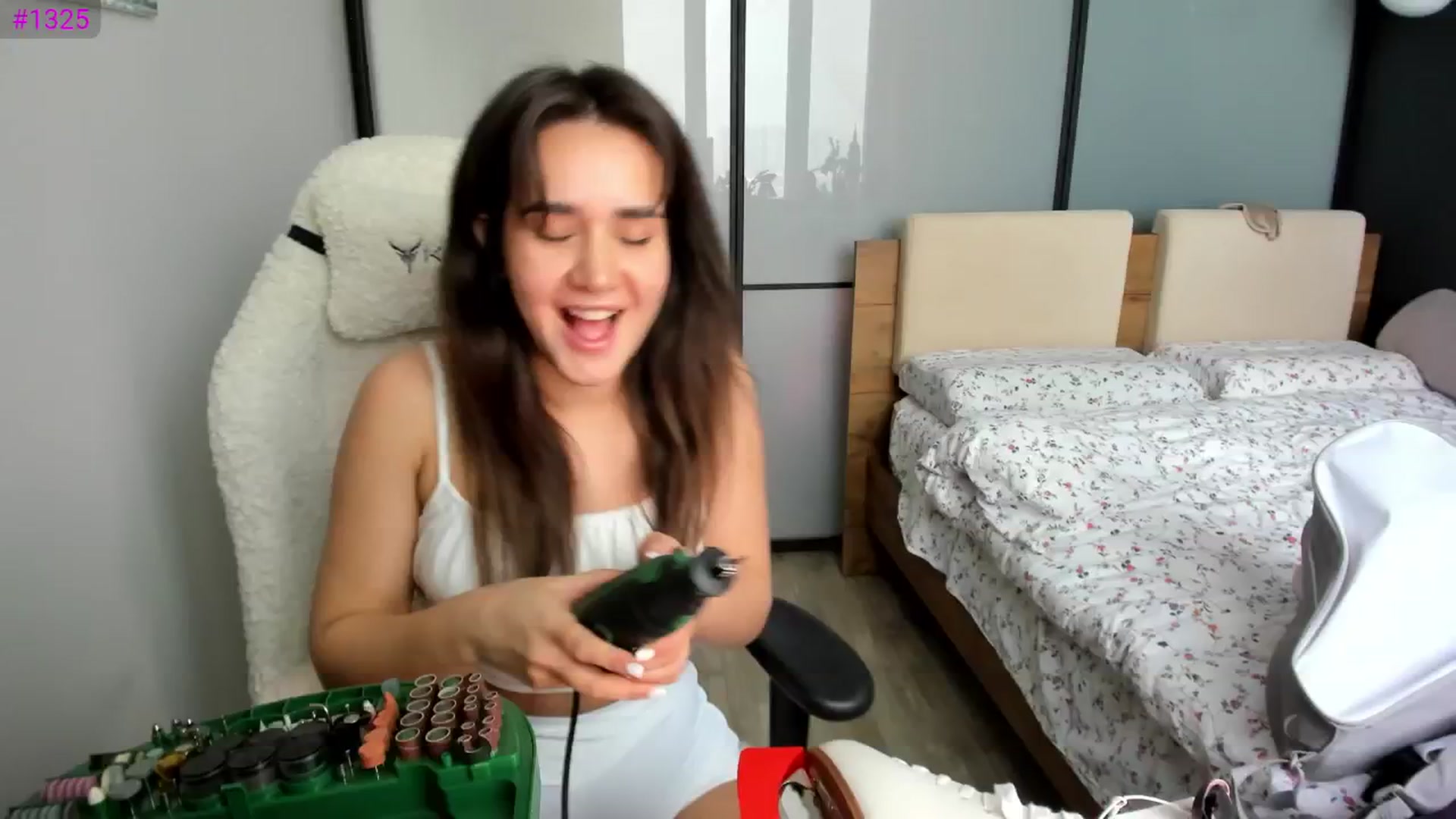 Gallery image thumbnail from Ellies_Smile's myfreecams stream on, 02/08/2026, 11:53 image 11 of 20