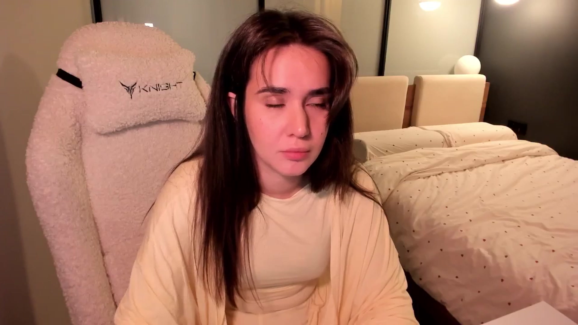 Gallery image thumbnail from Ellies_Smile's myfreecams stream on, 02/24/2026, 16:54 image 17 of 20