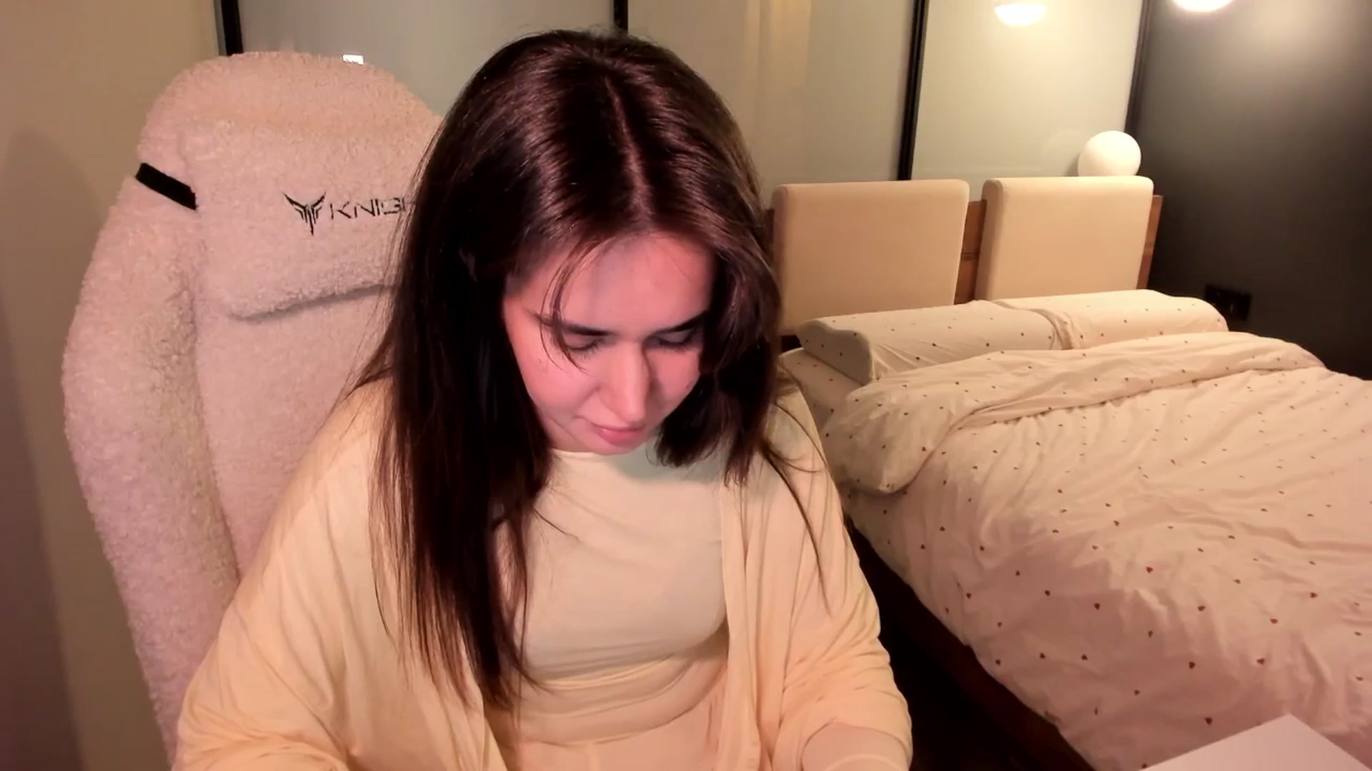 Gallery image thumbnail from Ellies_Smile's myfreecams stream on, 02/24/2026, 16:54 image 19 of 20