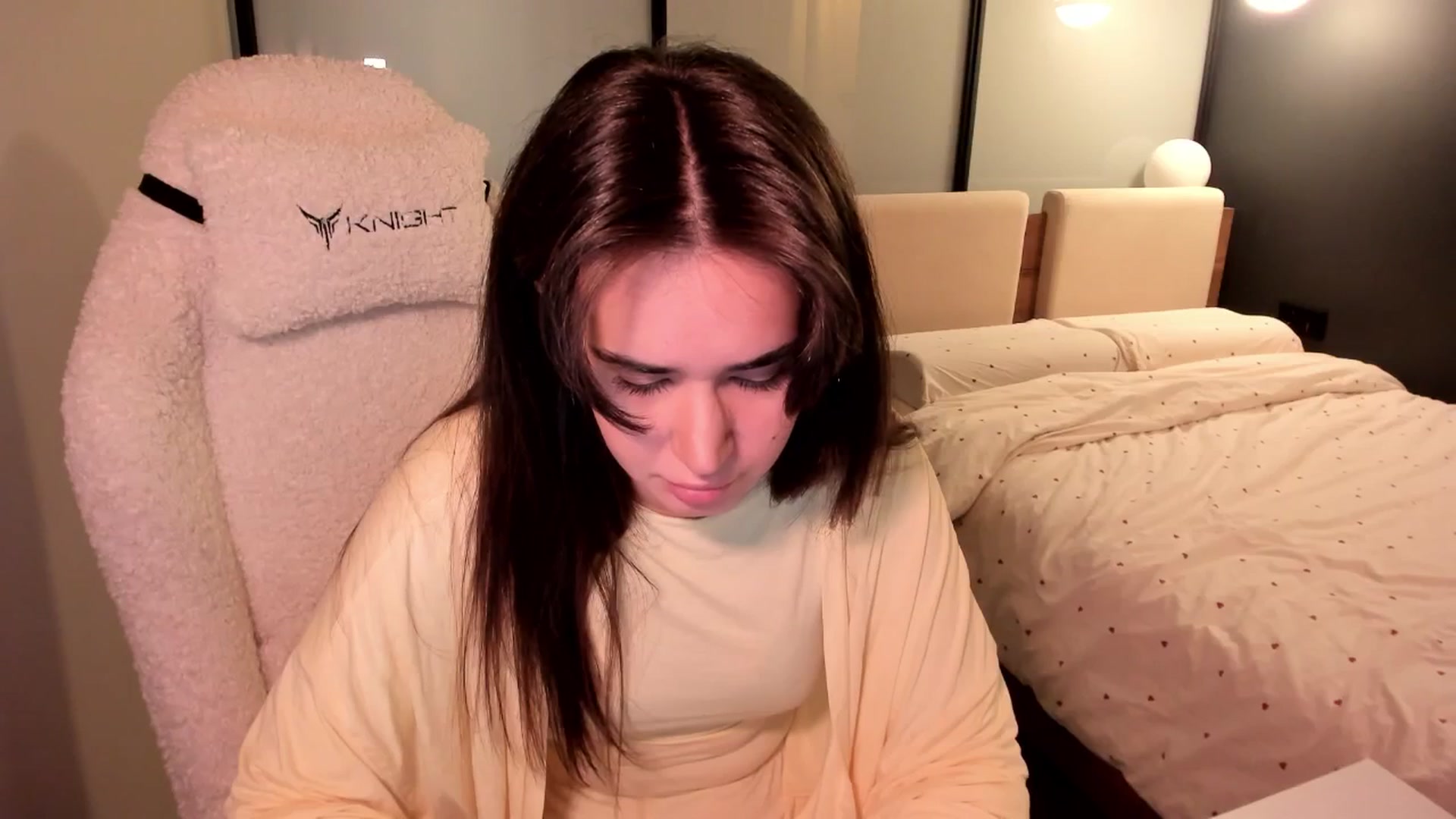 Gallery image thumbnail from Ellies_Smile's myfreecams stream on, 02/24/2026, 16:54 image 16 of 20