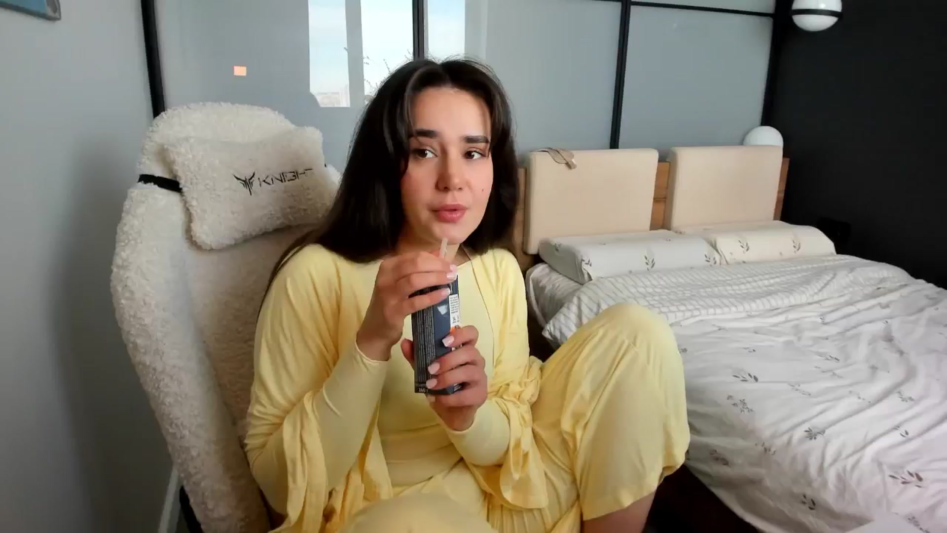 Gallery image thumbnail from Ellies_Smile's myfreecams stream on, 02/26/2026, 11:47 image 19 of 20