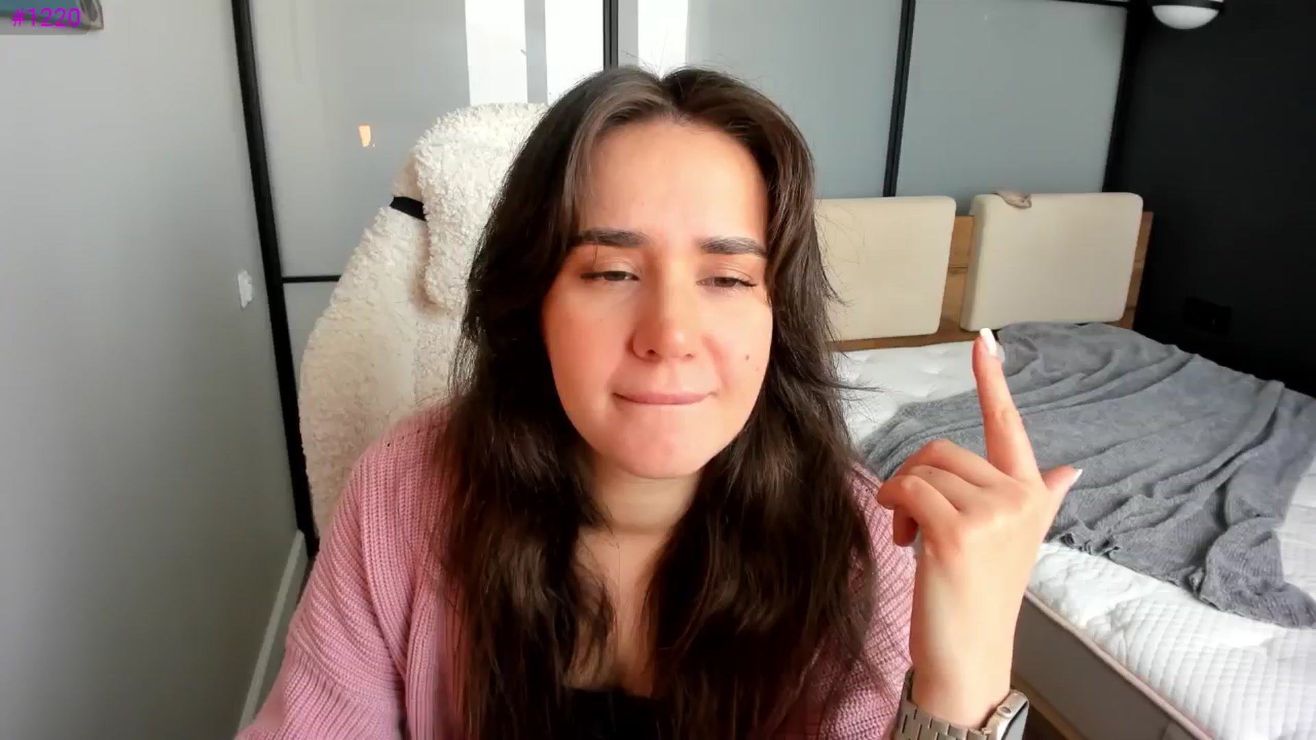 Gallery image thumbnail from Ellies_Smile's myfreecams stream on, 03/17/2026, 10:51 image 6 of 20