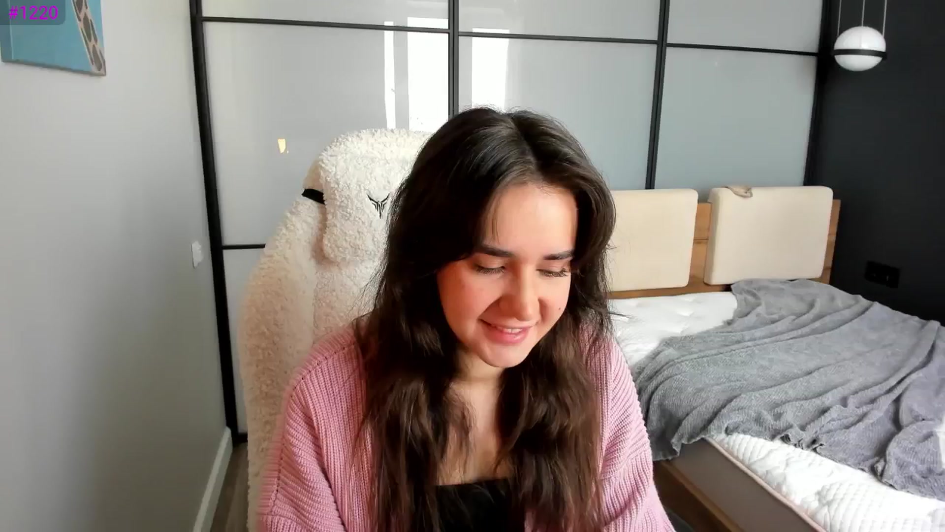 Gallery image thumbnail from Ellies_Smile's myfreecams stream on, 03/17/2026, 10:51 image 1 of 20