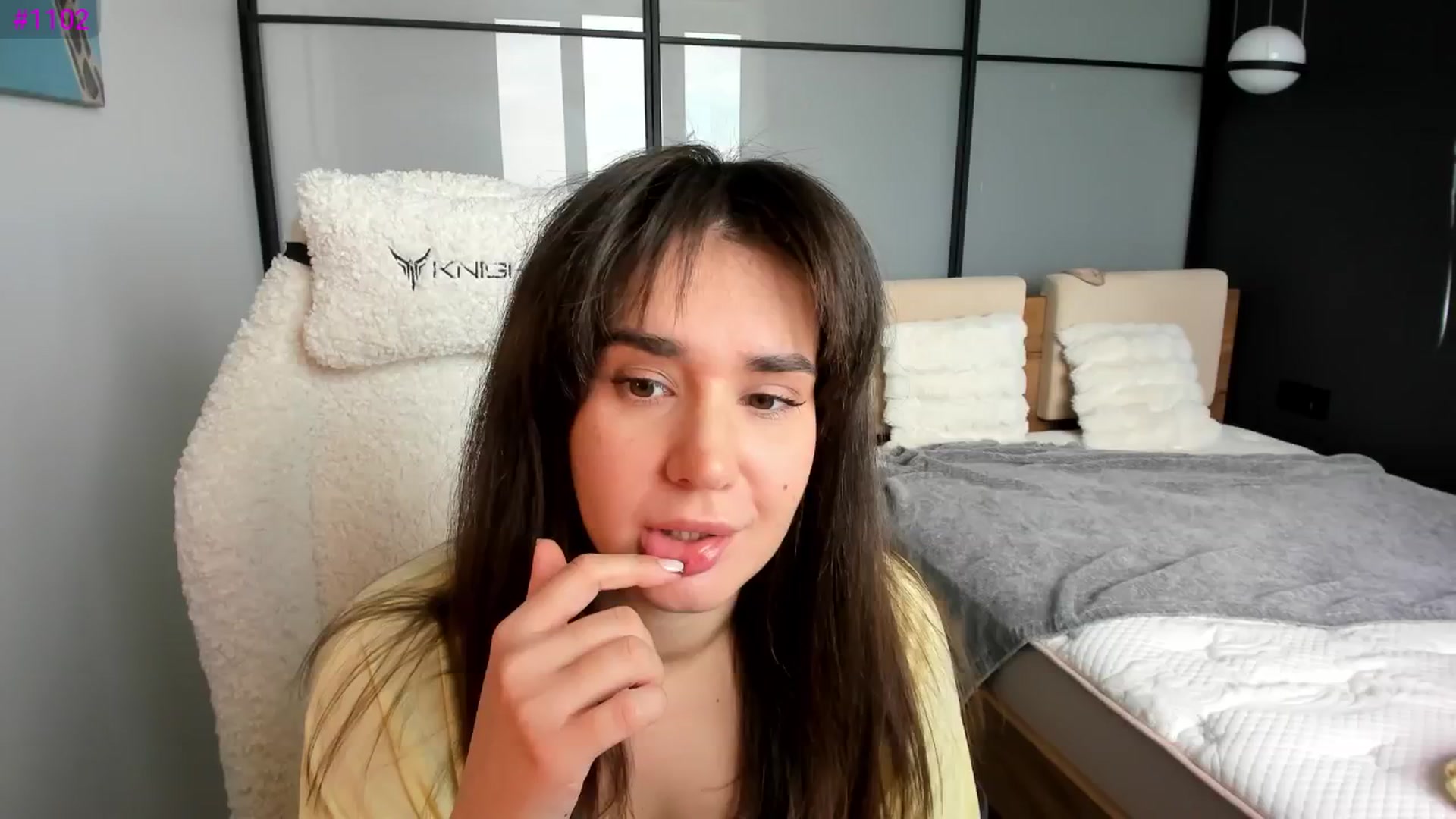 Gallery image thumbnail from Ellies_Smile's myfreecams stream on, 03/24/2026, 11:04 image 12 of 20