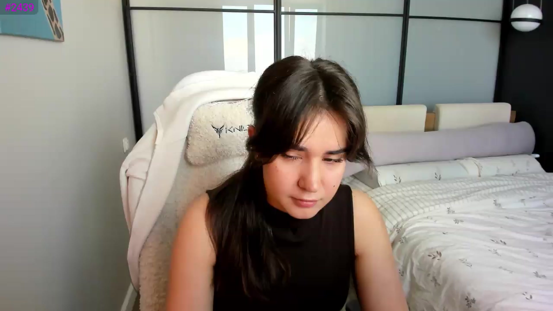 Gallery image thumbnail from Ellies_Smile's myfreecams stream on, 05/07/2026, 10:22 image 3 of 20