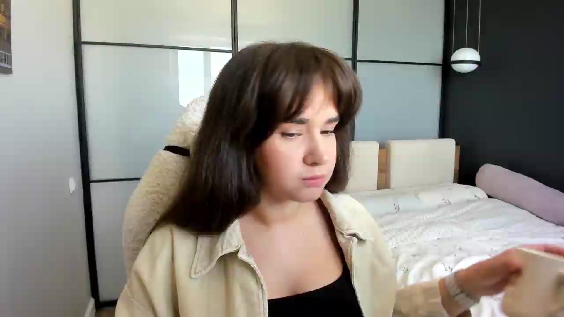Gallery image thumbnail from Ellies_Smile's myfreecams stream on, 06/04/2026, 09:47 image 2 of 20