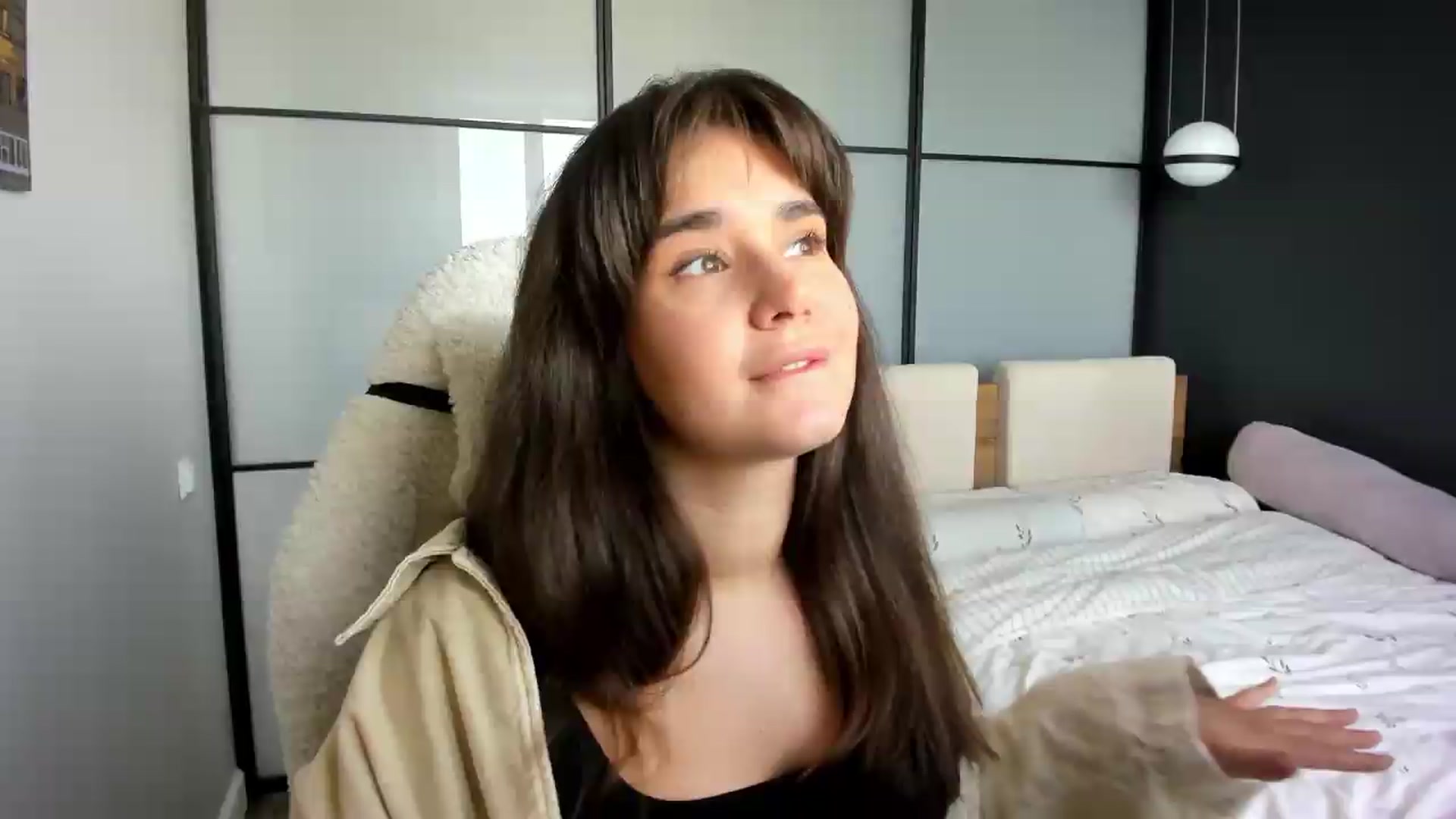 Gallery image thumbnail from Ellies_Smile's myfreecams stream on, 06/04/2026, 09:47 image 10 of 20