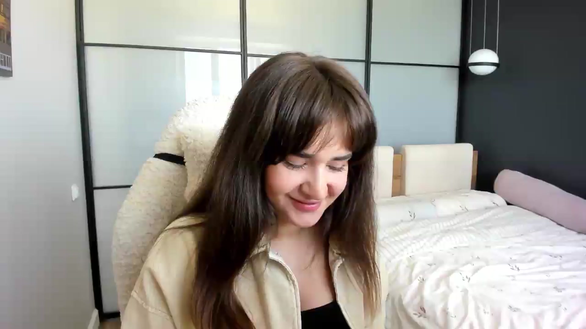 Gallery image thumbnail from Ellies_Smile's myfreecams stream on, 06/04/2026, 09:47 image 5 of 20