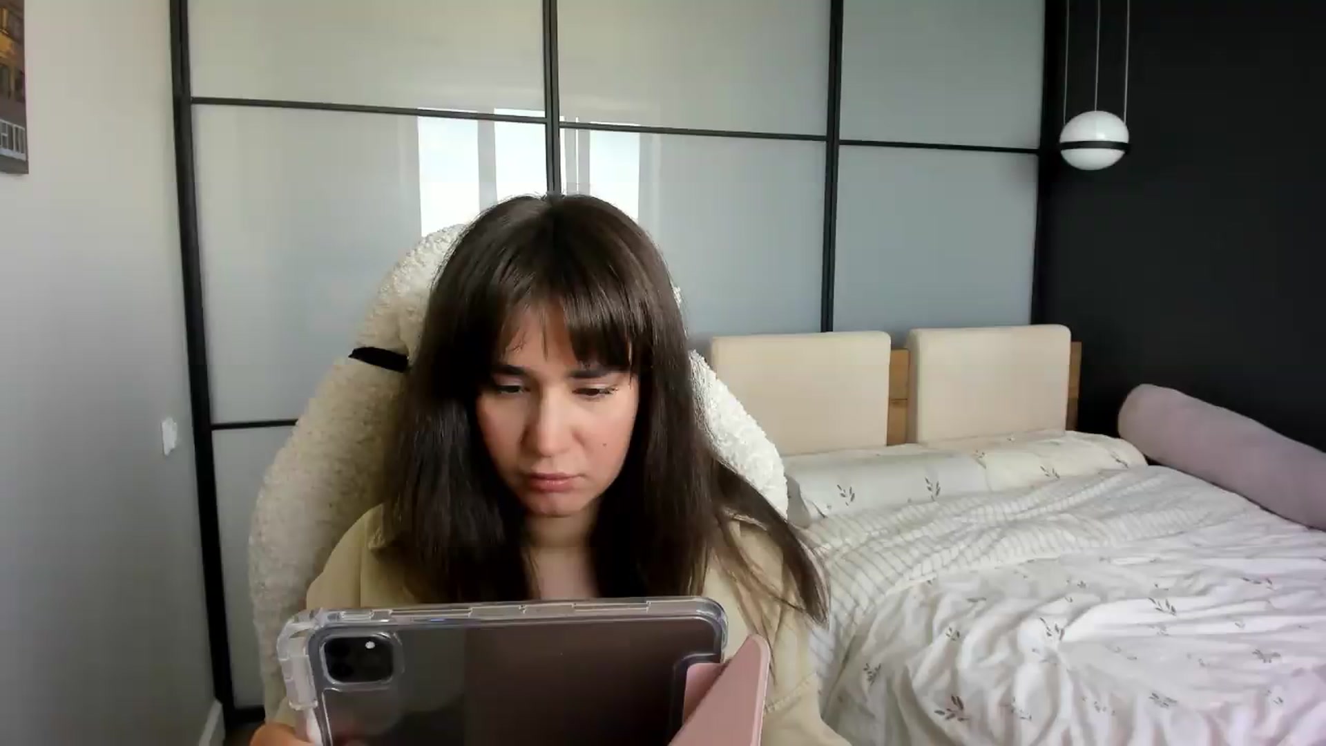 Gallery image thumbnail from Ellies_Smile's myfreecams stream on, 06/04/2026, 09:47 image 19 of 20