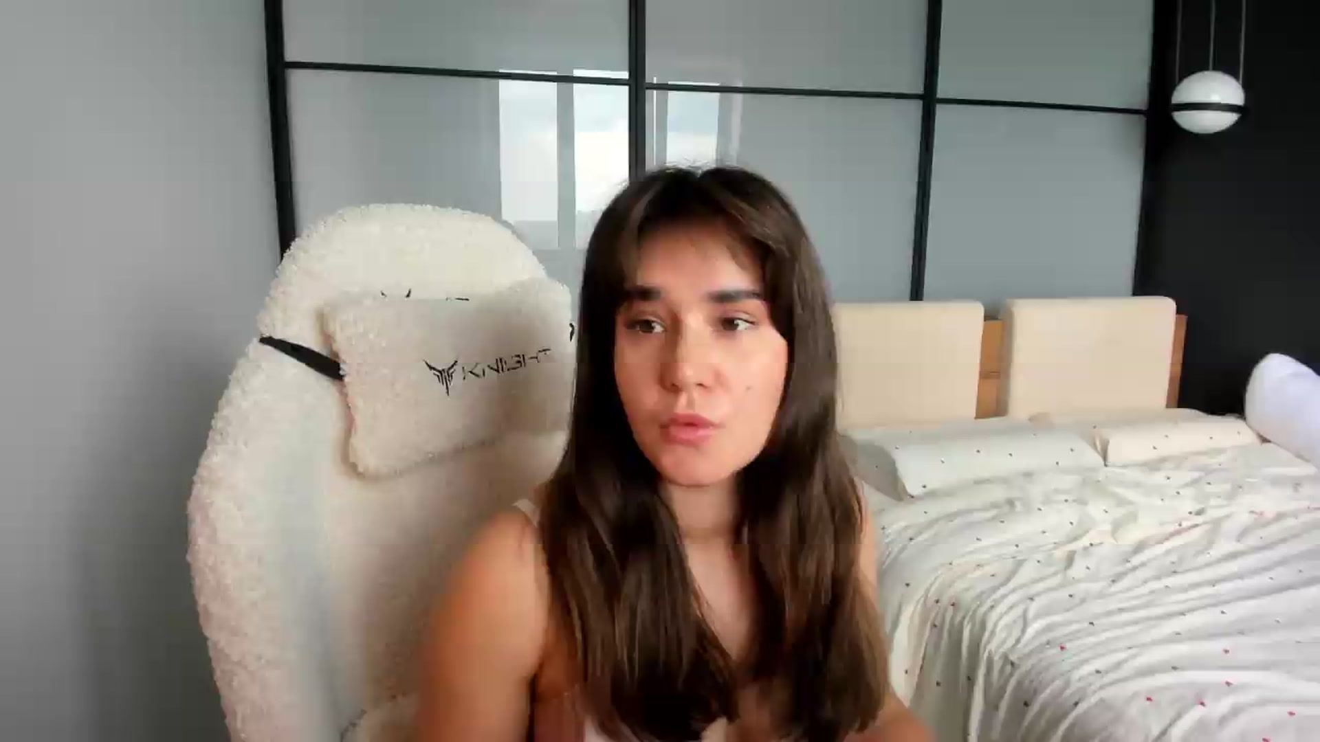 Gallery image thumbnail from Ellies_Smile's myfreecams stream on, 06/09/2026, 11:28 image 17 of 20