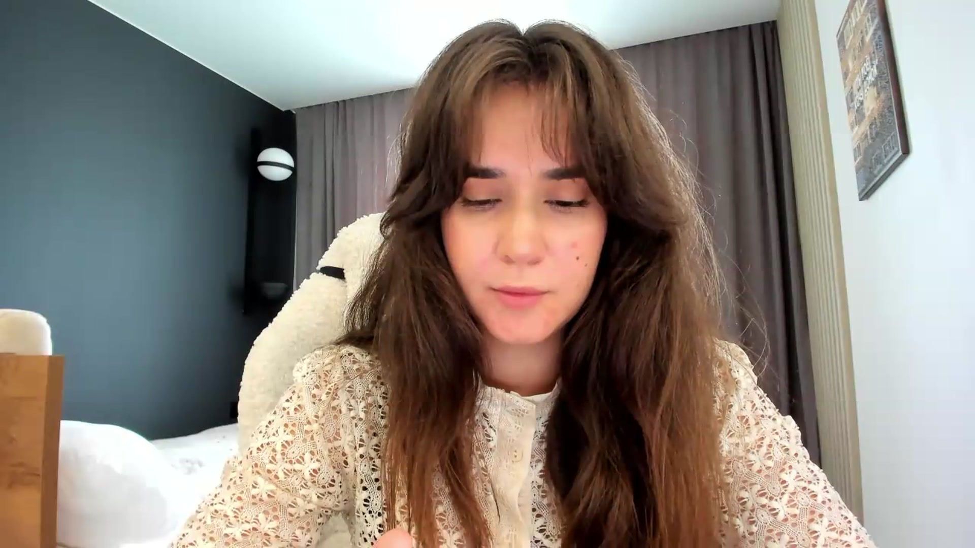 Gallery image thumbnail from Ellies_Smile's myfreecams stream on, 07/29/2026, 13:36 image 6 of 20