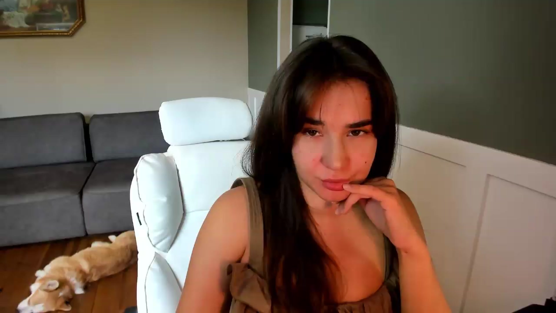 Gallery image thumbnail from Ellies_Smile's myfreecams stream on, 08/26/2026, 09:20 image 13 of 20