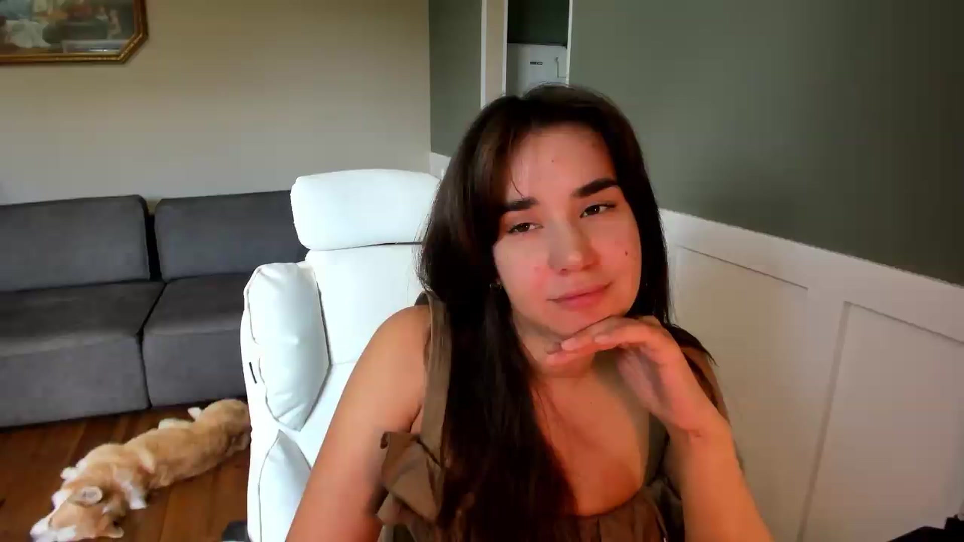 Gallery image thumbnail from Ellies_Smile's myfreecams stream on, 08/26/2026, 09:20 image 14 of 20