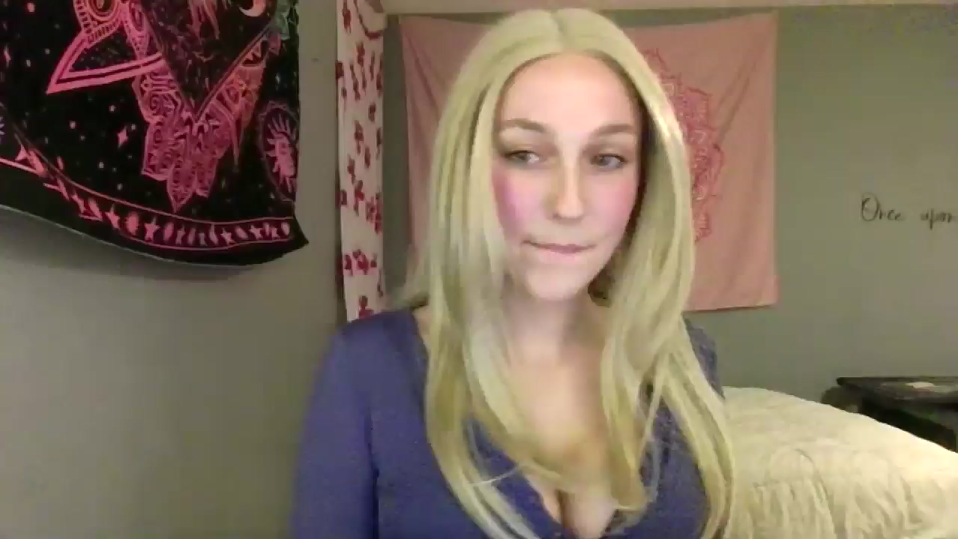 Gallery image thumbnail from Elliesdream's myfreecams stream on, 03/04/2026, 03:51 image 4 of 20