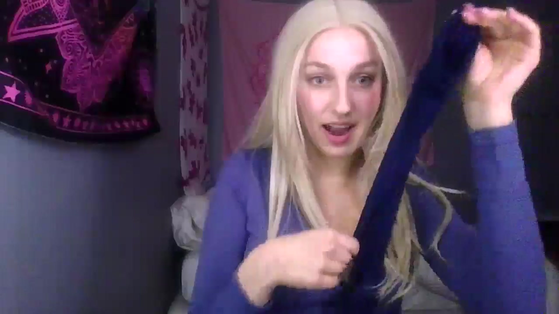 Gallery image thumbnail from Elliesdream's myfreecams stream on, 03/04/2026, 08:22 image 11 of 20