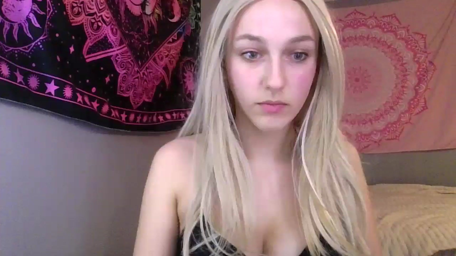 Gallery image thumbnail from Elliesdream's myfreecams stream on, 03/06/2026, 02:36 image 13 of 20