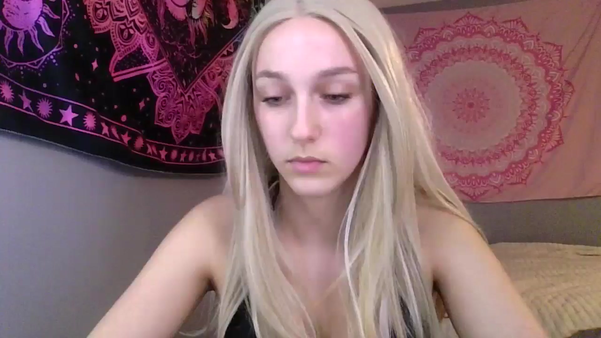 Gallery image thumbnail from Elliesdream's myfreecams stream on, 03/06/2026, 02:36 image 5 of 20