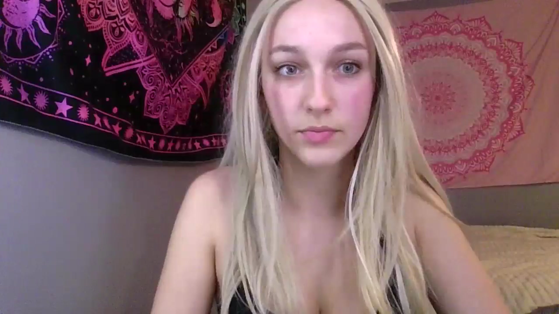 Gallery image thumbnail from Elliesdream's myfreecams stream on, 03/06/2026, 02:36 image 7 of 20