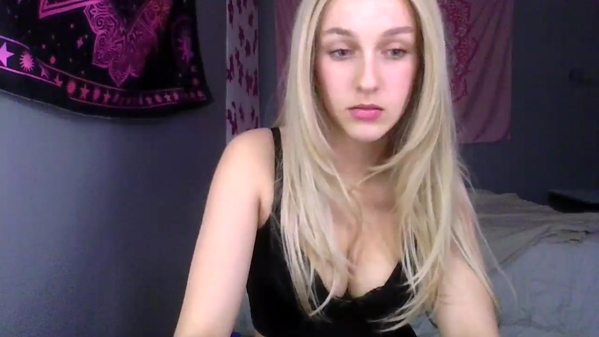 Gallery image thumbnail from Elliesdream's myfreecams stream on, 03/07/2026, 11:32 image 12 of 20