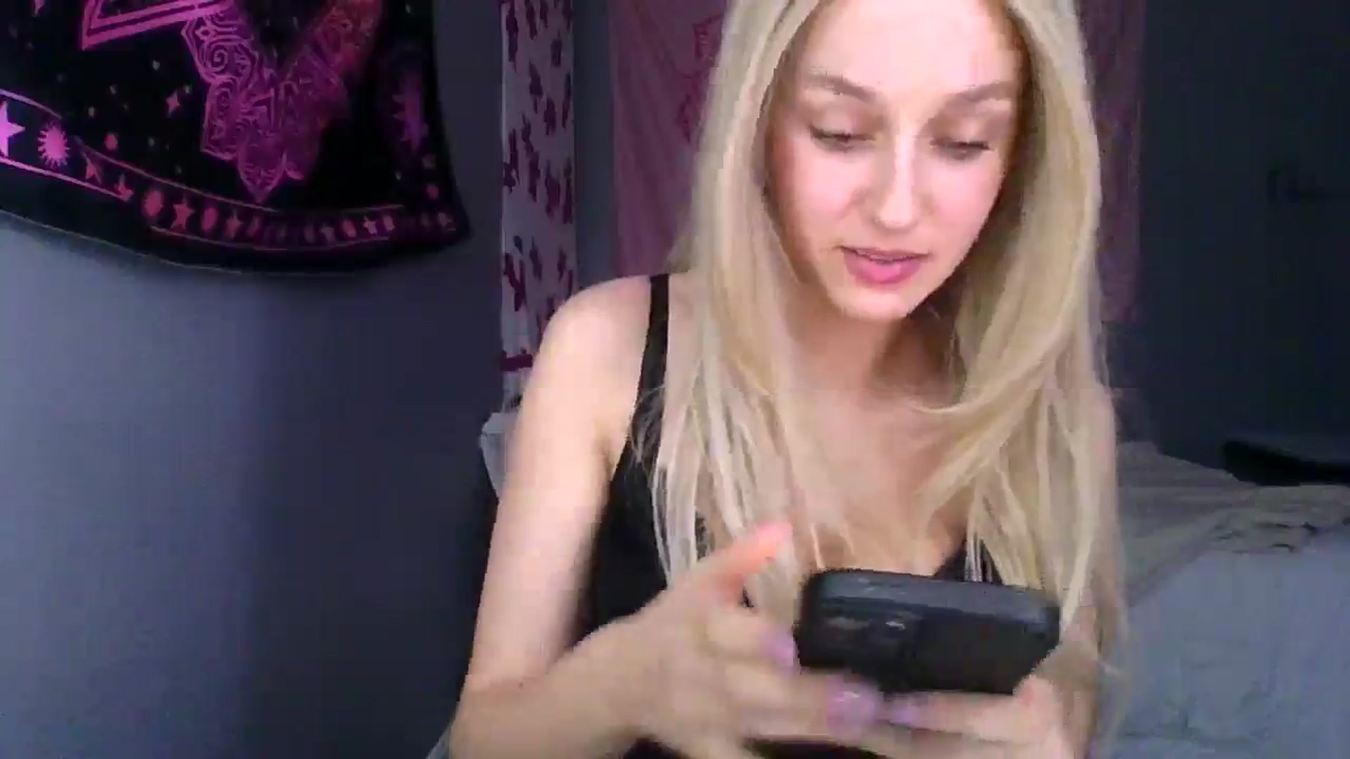 Gallery image thumbnail from Elliesdream's myfreecams stream on, 03/07/2026, 11:32 image 19 of 20