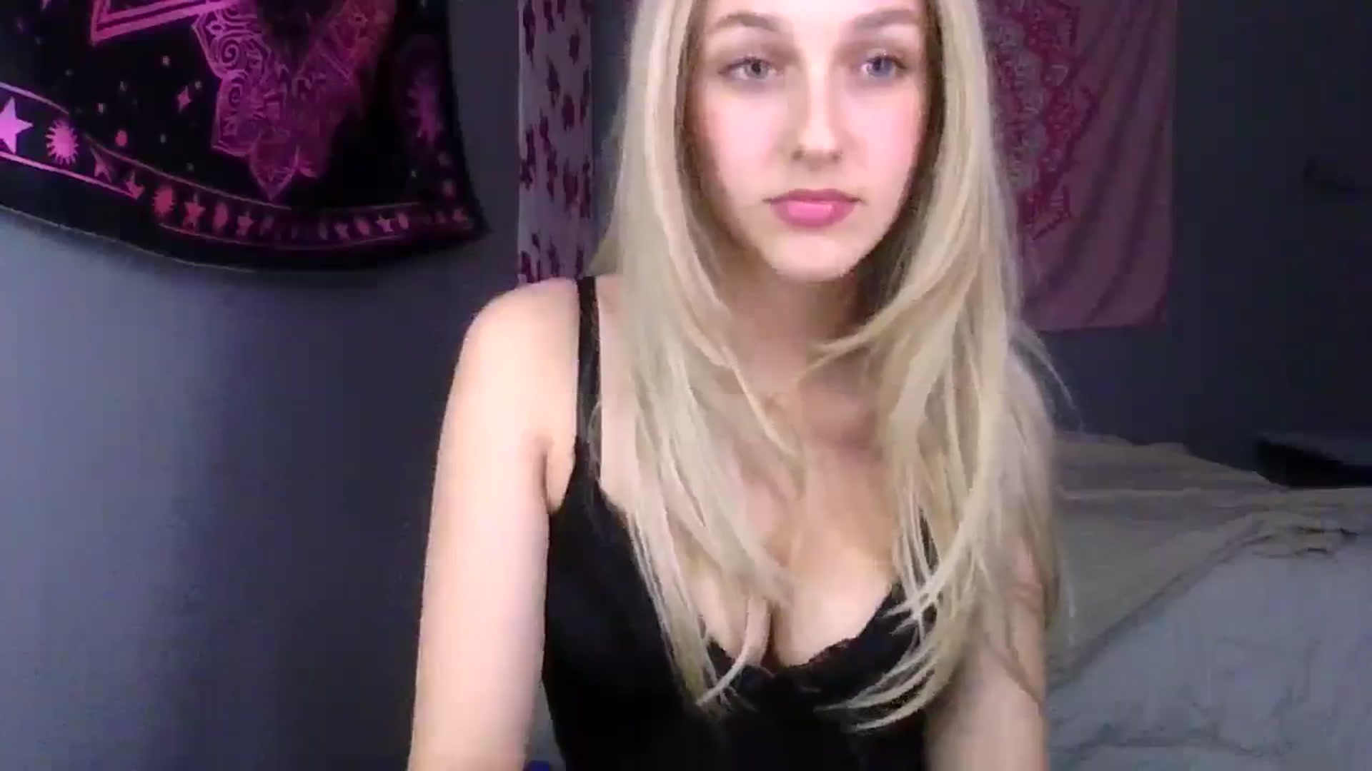 Gallery image thumbnail from Elliesdream's myfreecams stream on, 03/07/2026, 11:32 image 8 of 20