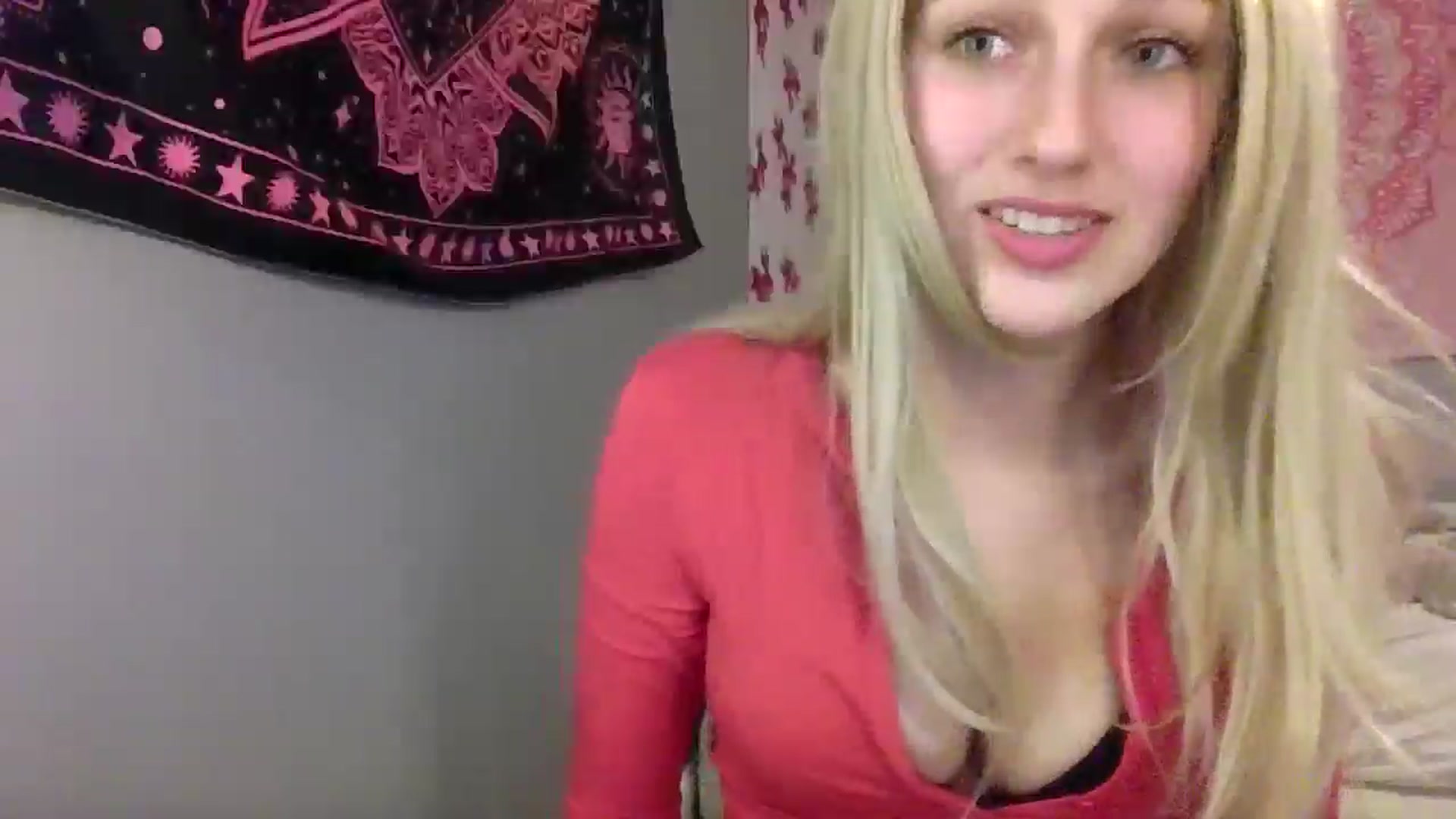 Gallery image thumbnail from Elliesdream's myfreecams stream on, 03/16/2026, 24:26 image 12 of 20