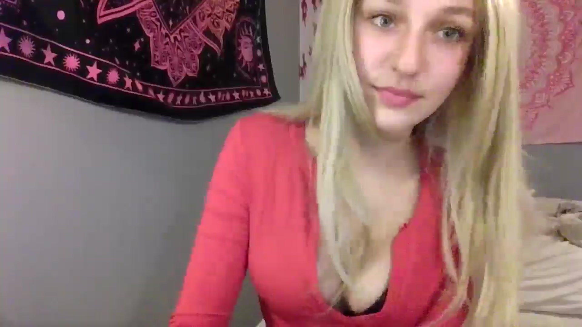 Gallery image thumbnail from Elliesdream's myfreecams stream on, 03/16/2026, 24:26 image 10 of 20