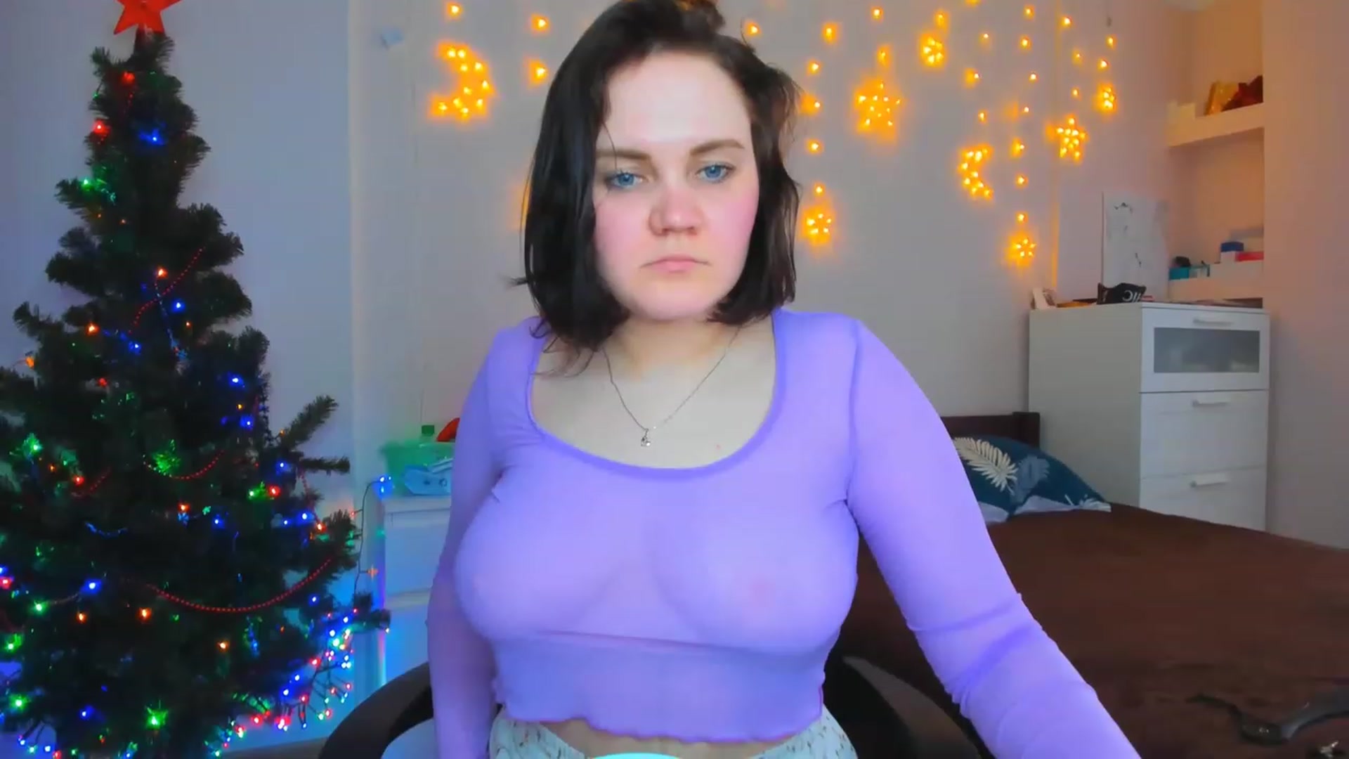 Gallery image thumbnail from EllinaStam's myfreecams stream on, 01/08/2023, 09:21 image 13 of 20