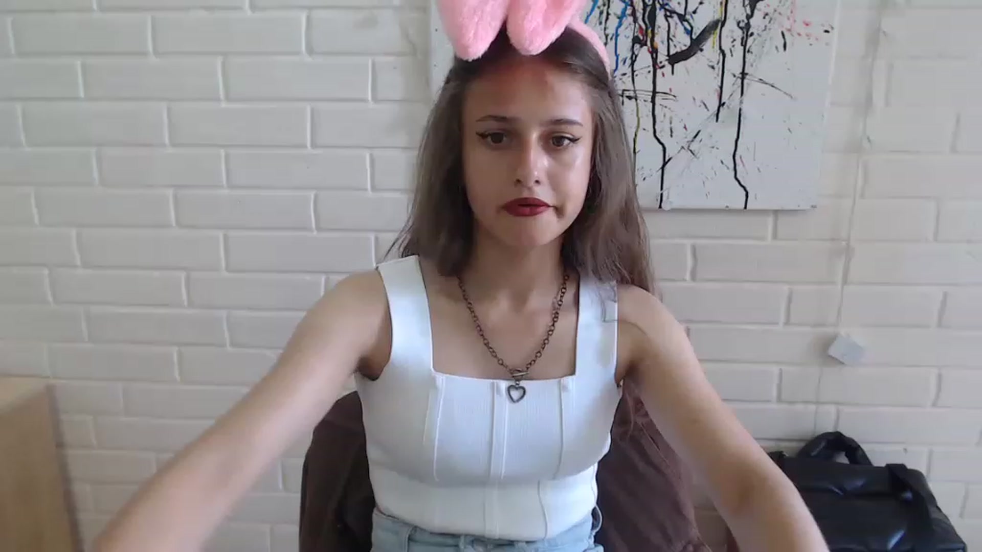 Gallery image thumbnail from Ellison_li's myfreecams stream on, 07/31/2023, 14:12 image 5 of 20