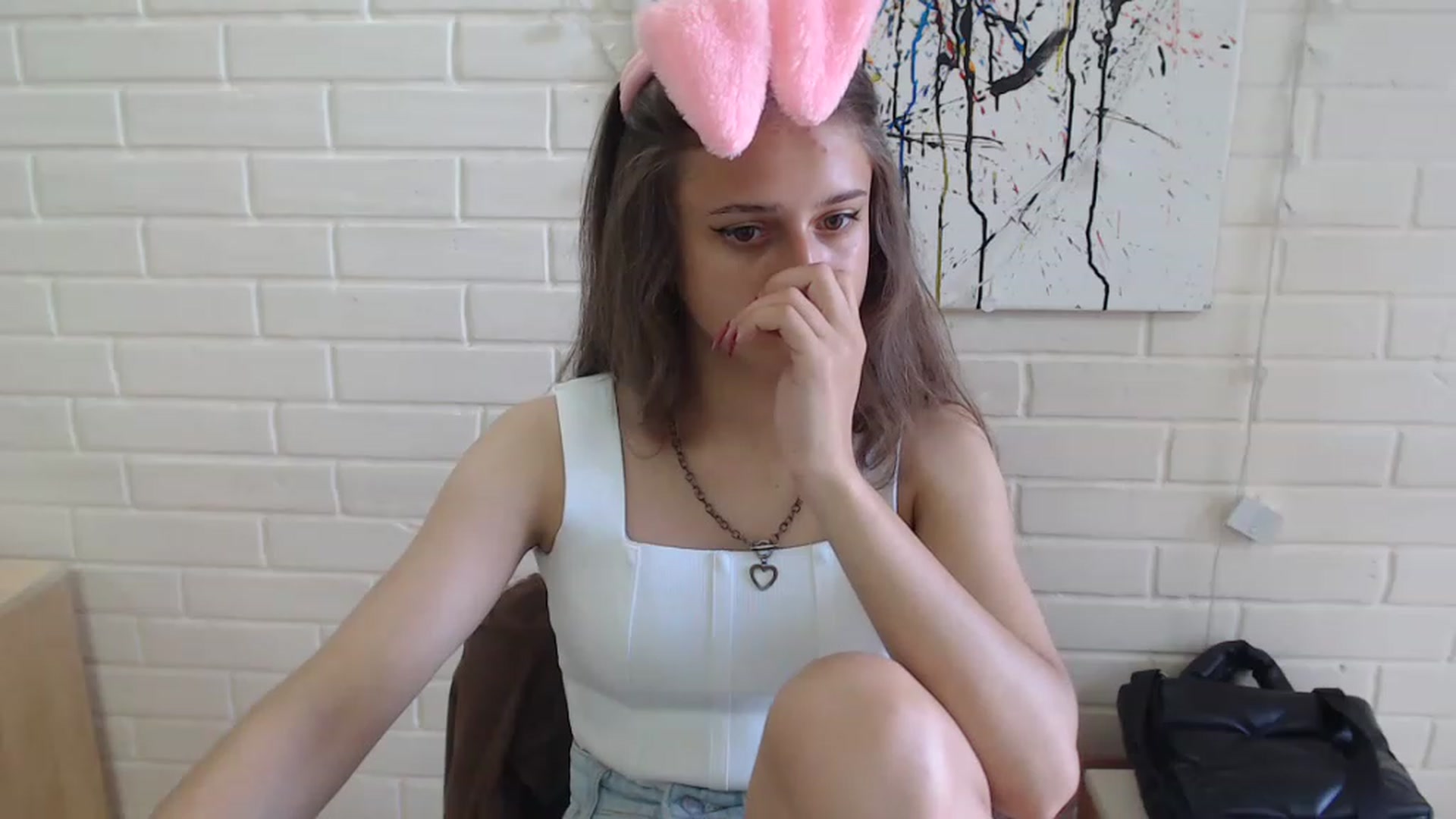 Gallery image thumbnail from Ellison_li's myfreecams stream on, 07/31/2023, 14:12 image 9 of 20