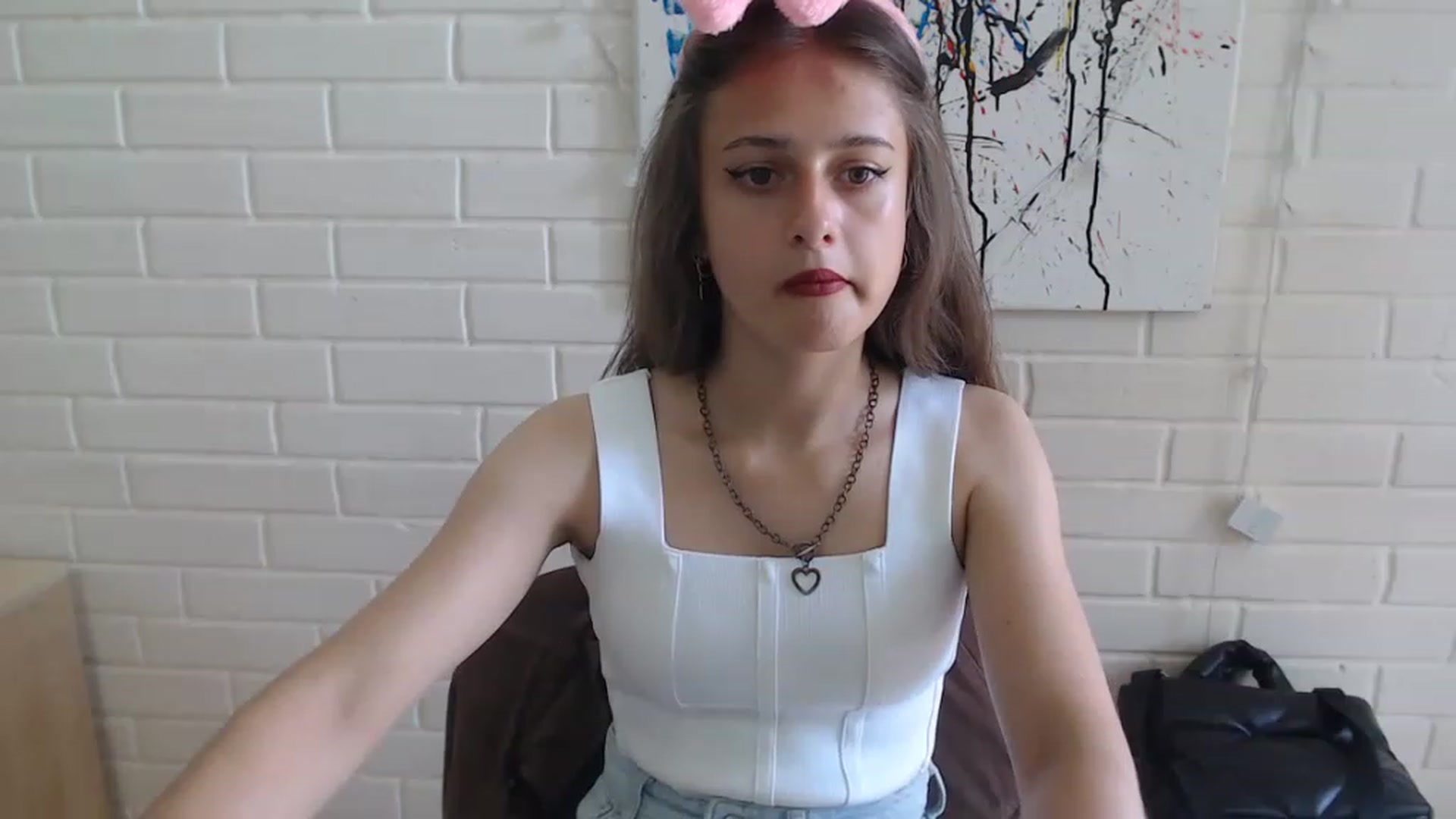 Gallery image thumbnail from Ellison_li's myfreecams stream on, 07/31/2023, 14:12 image 3 of 20