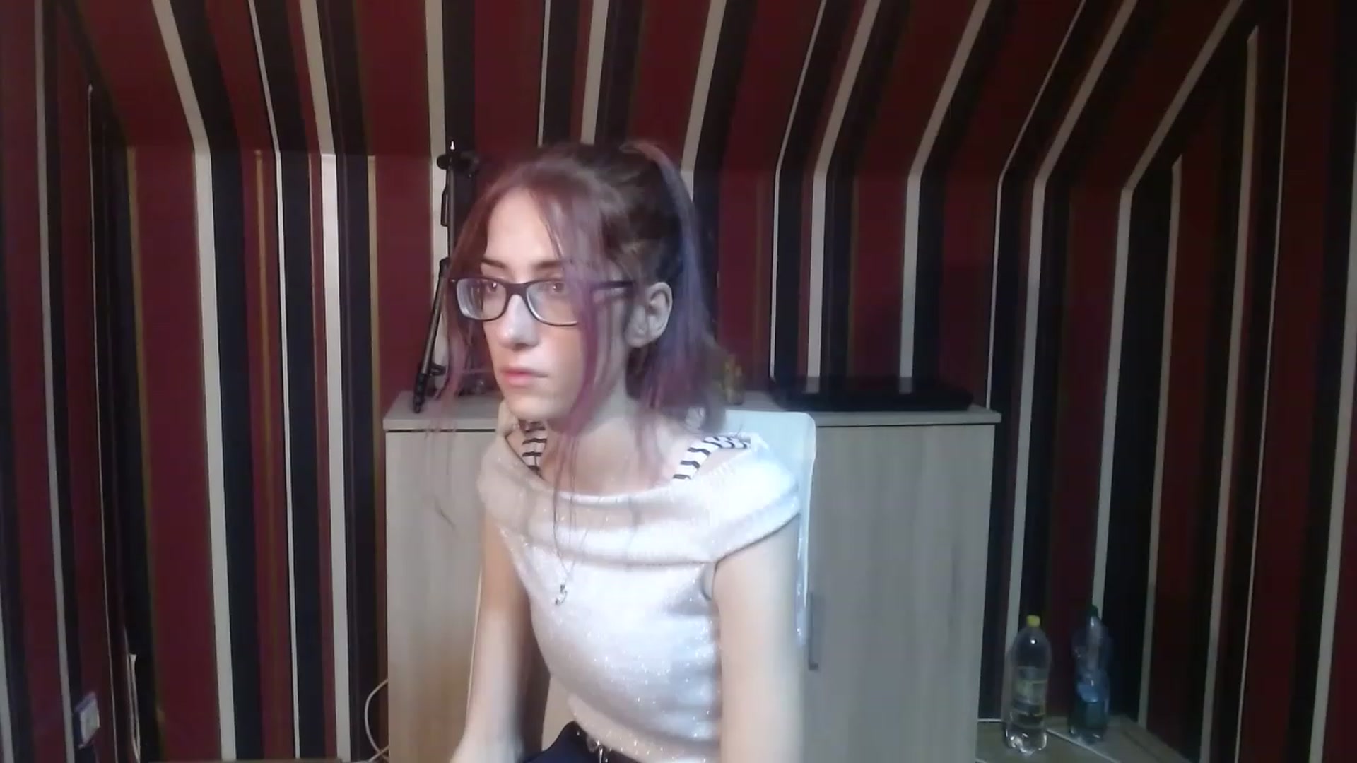 Gallery image thumbnail from Ellisonmyers's myfreecams stream on, 11/20/2022, 24:48 image 7 of 20