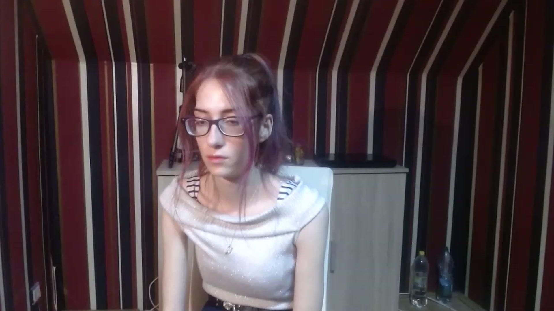 Gallery image thumbnail from Ellisonmyers's myfreecams stream on, 11/20/2022, 24:48 image 18 of 20
