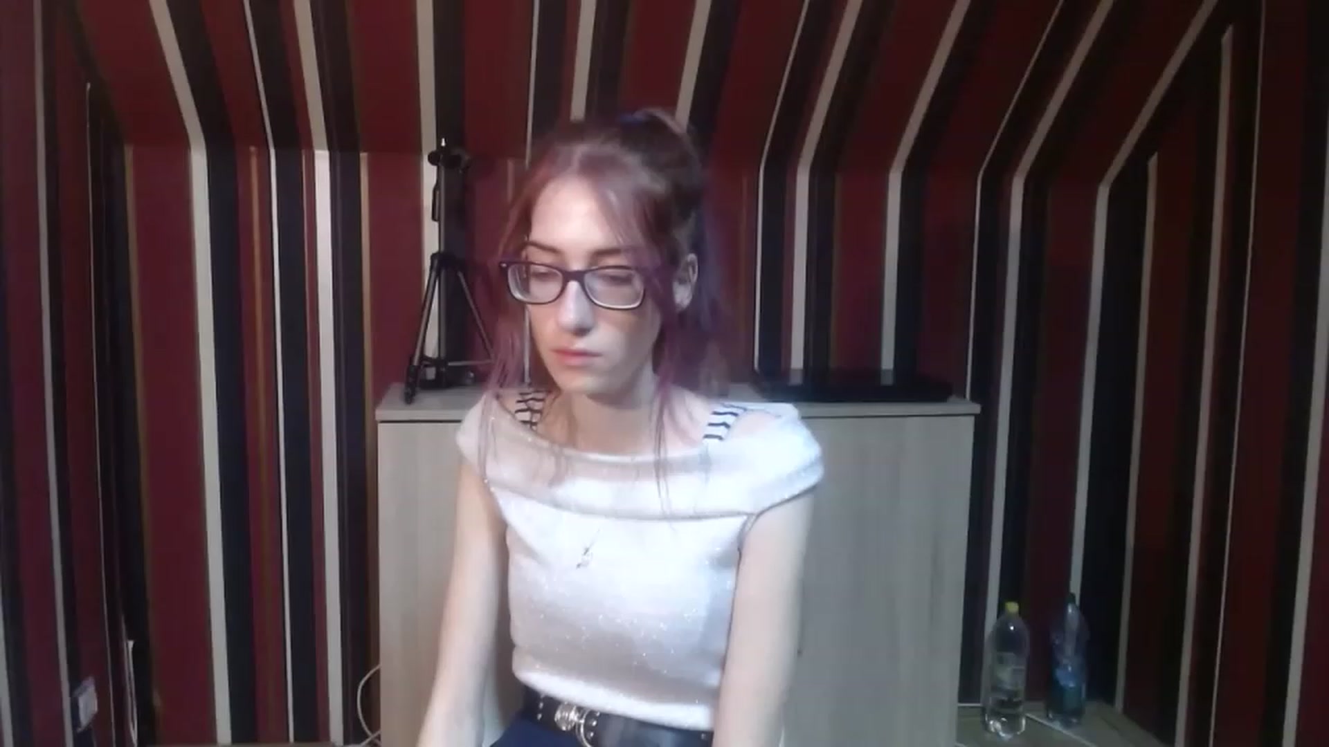 Gallery image thumbnail from Ellisonmyers's myfreecams stream on, 11/20/2022, 24:48 image 13 of 20