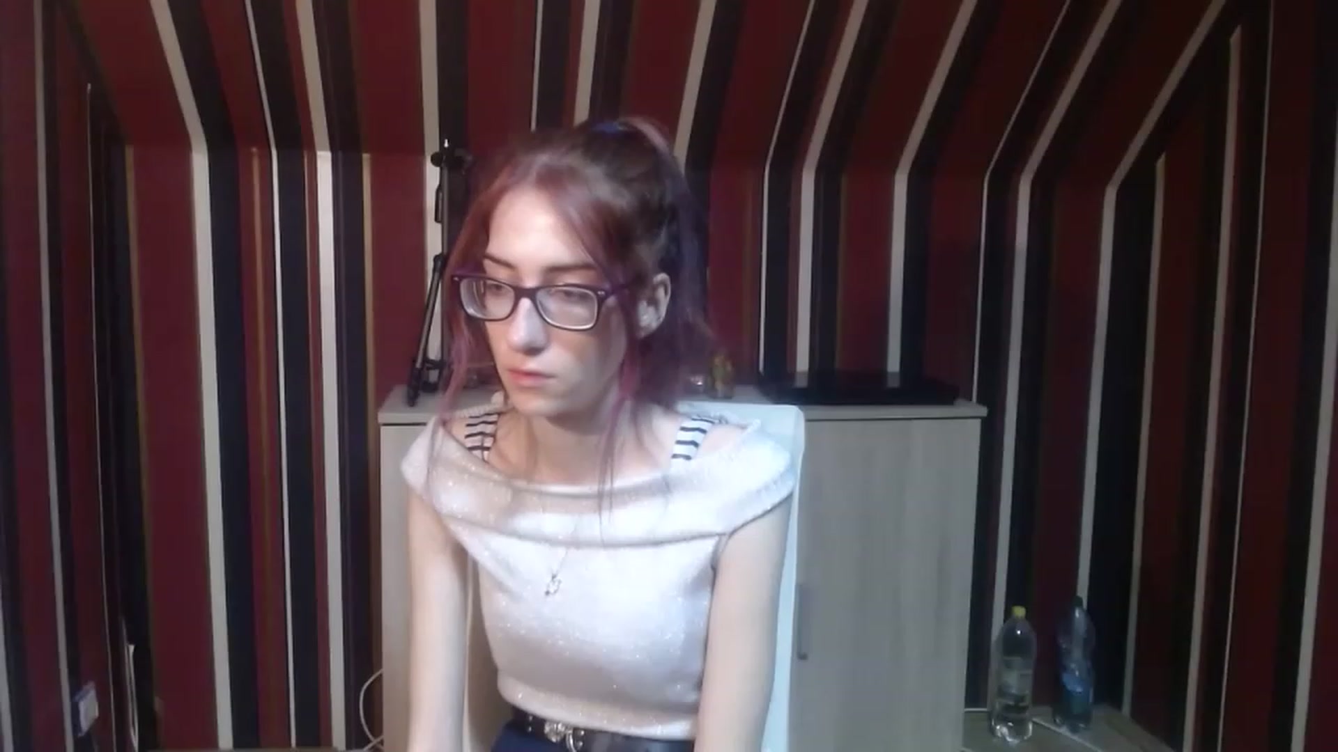 Gallery image thumbnail from Ellisonmyers's myfreecams stream on, 11/20/2022, 24:48 image 15 of 20